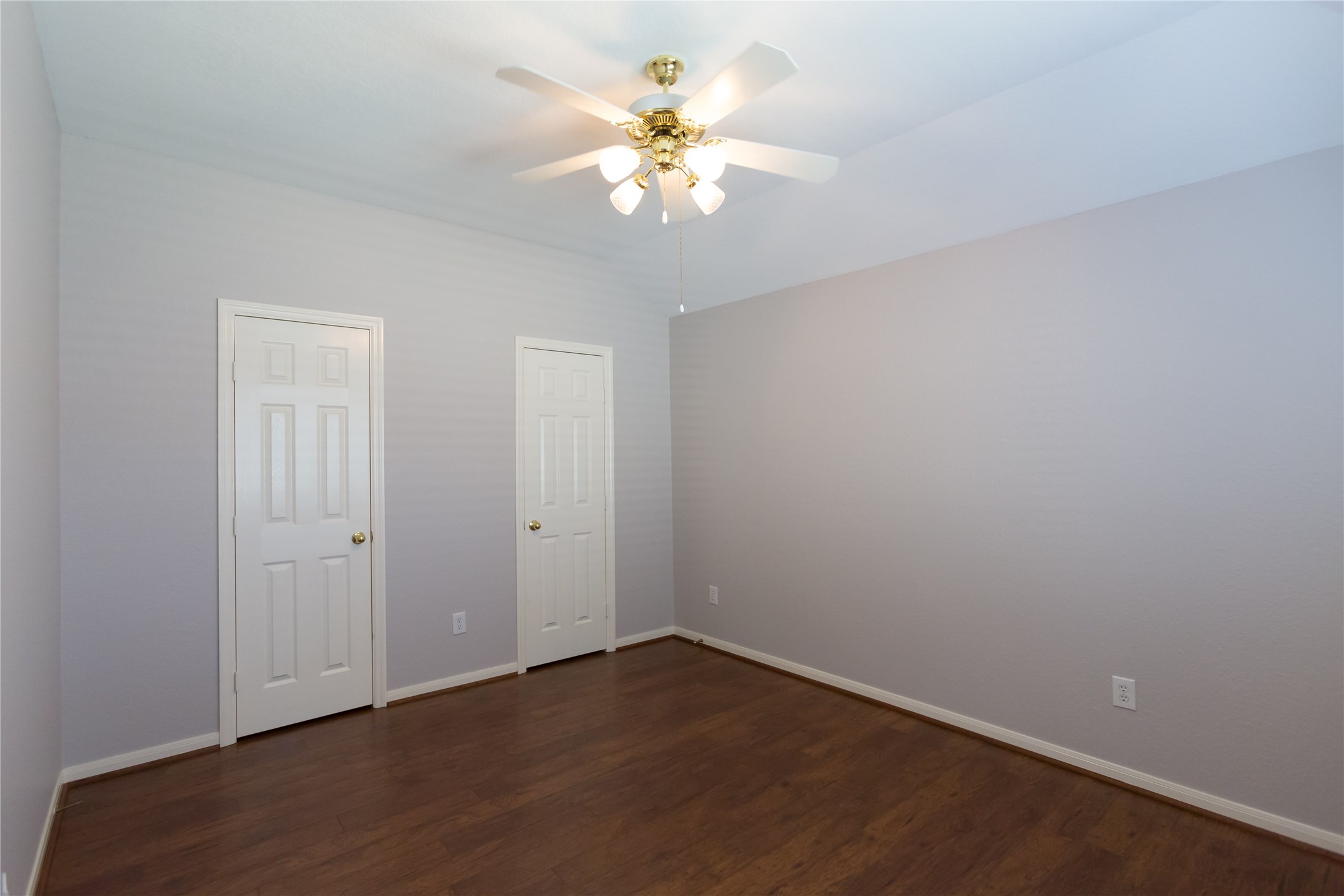 7907 Glenn Cliff Drive Property Photo 18