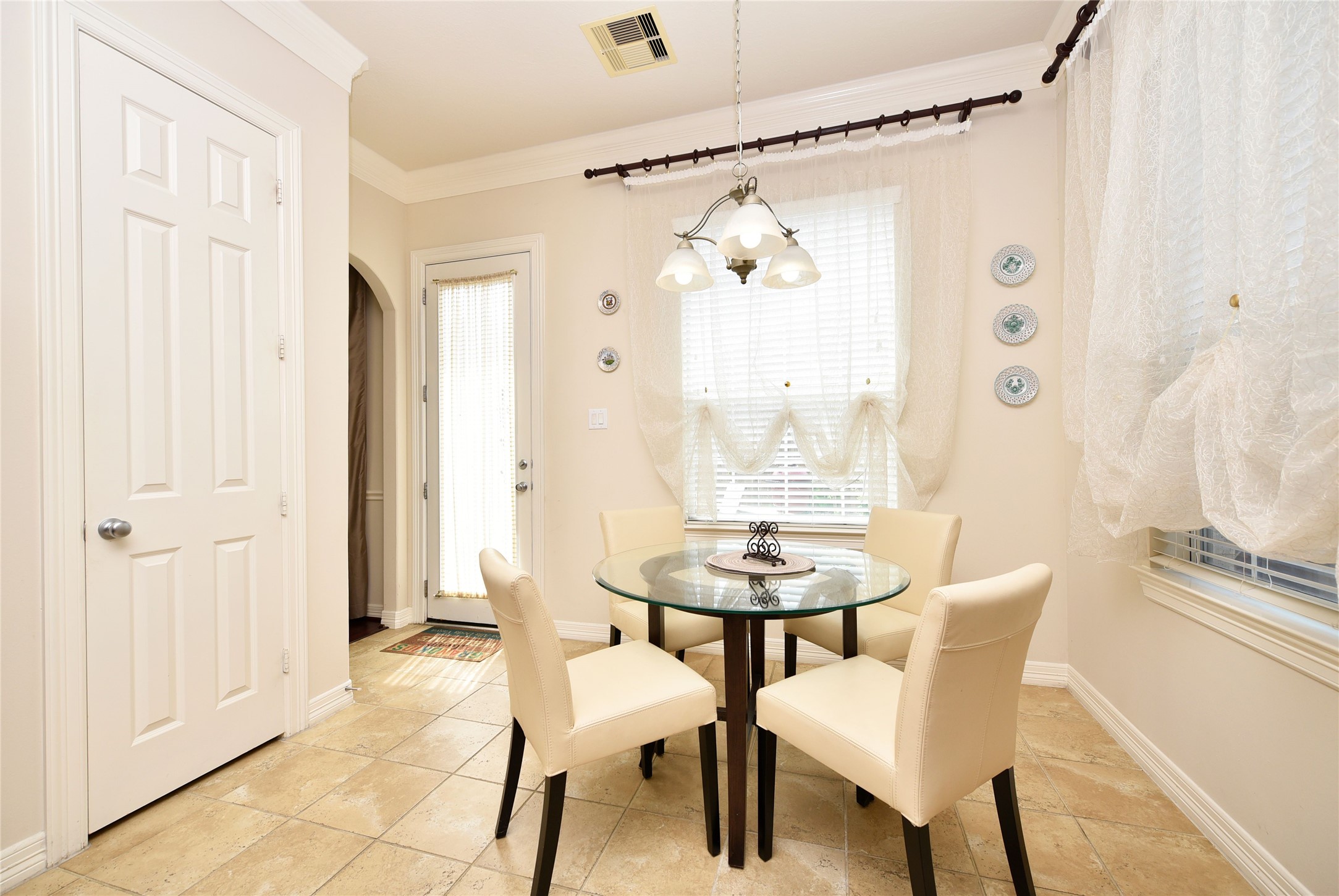 1226 Sopris Drive Property Photo 4