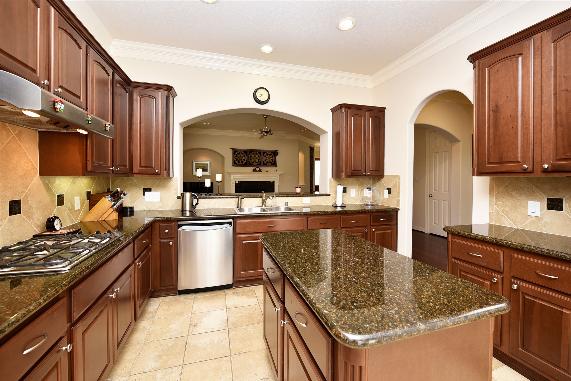 1226 Sopris Drive Property Photo 7