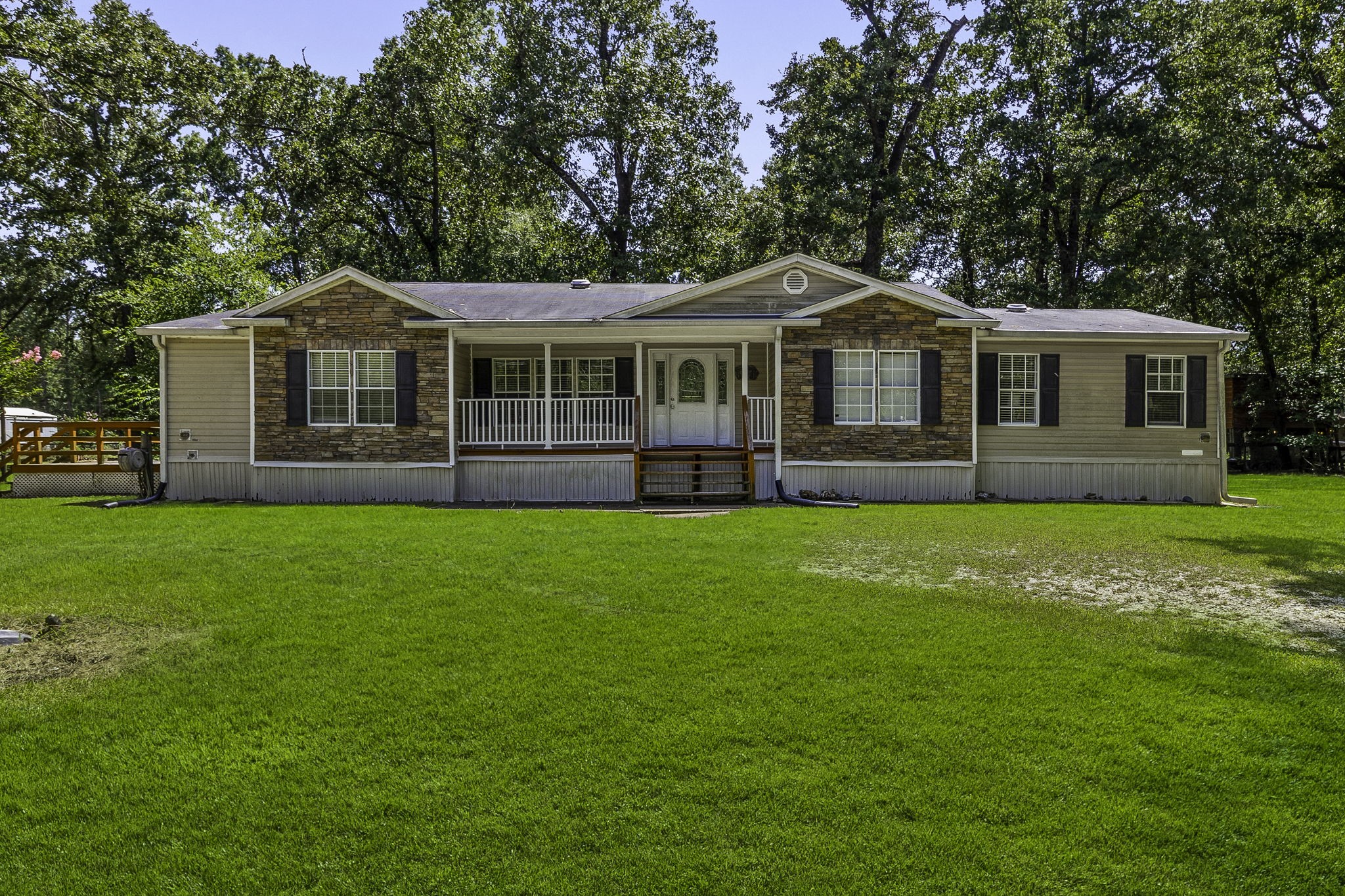 267 Osborne Avenue Property Photo 3