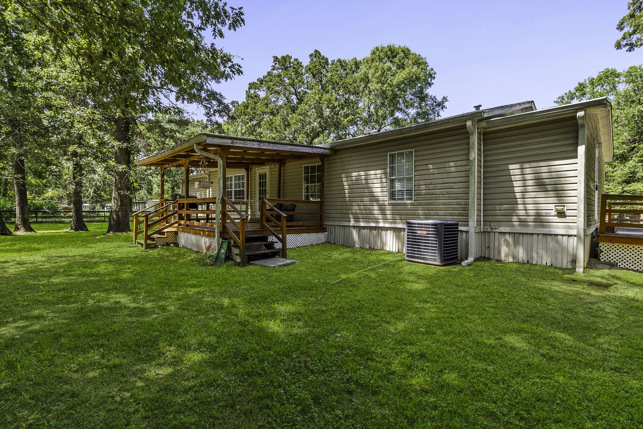 267 Osborne Avenue Property Photo 6