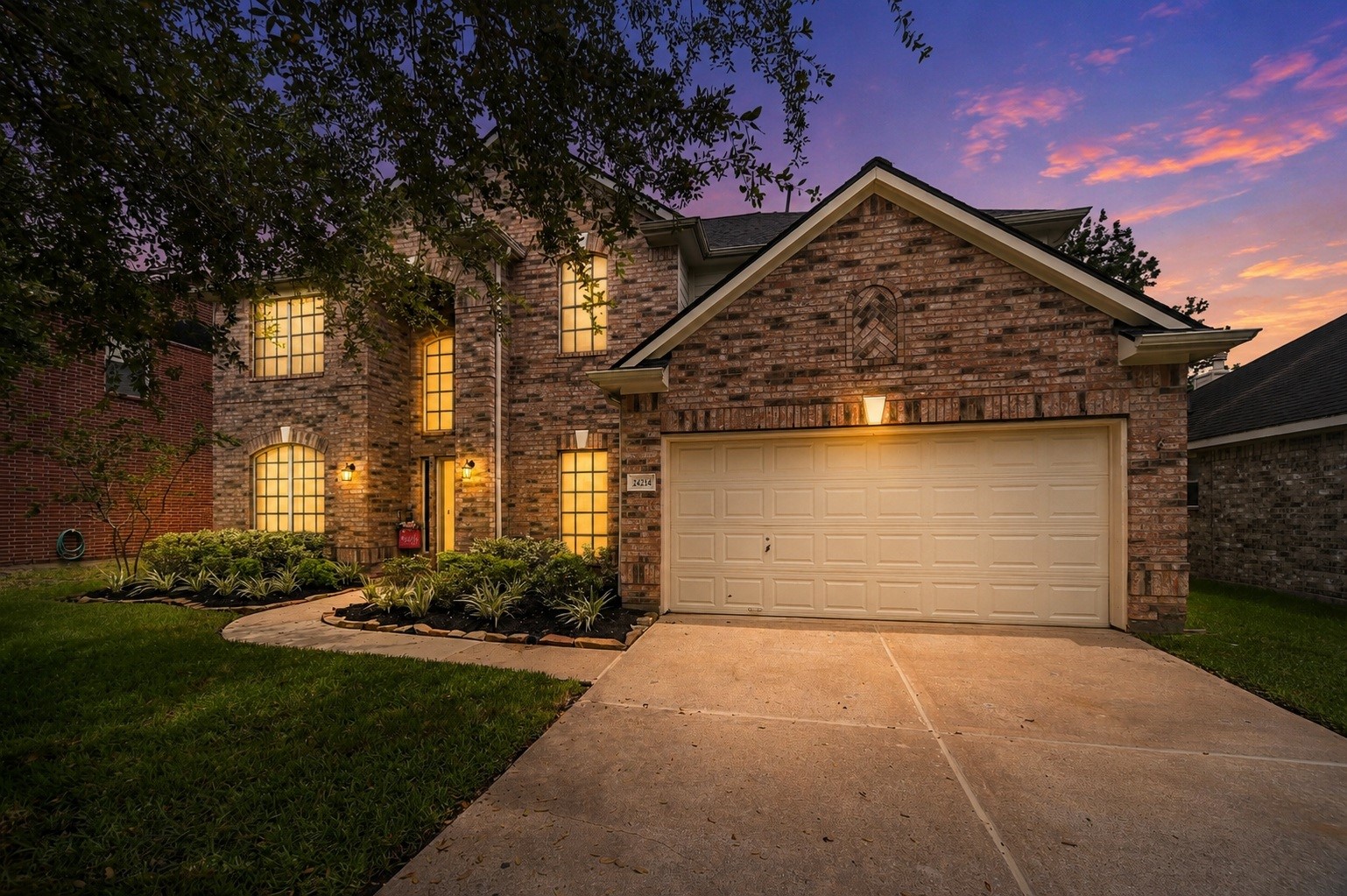 24214 Pine Canyon Falls Circle Property Photo 1