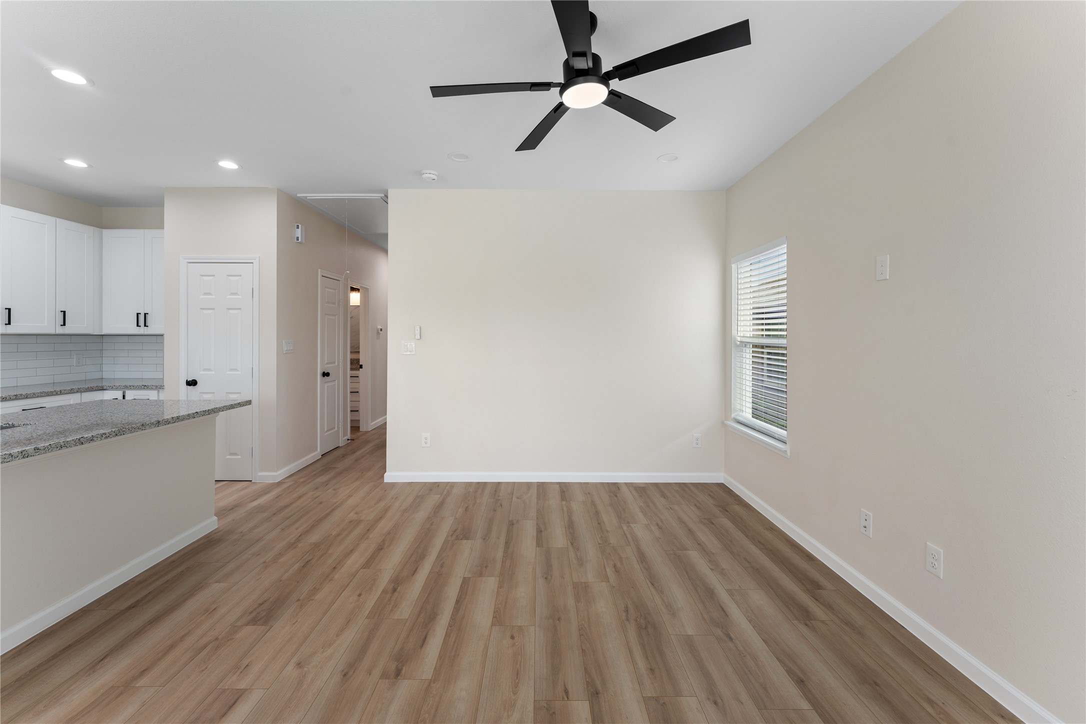 5323 Groveton Street Property Photo 13