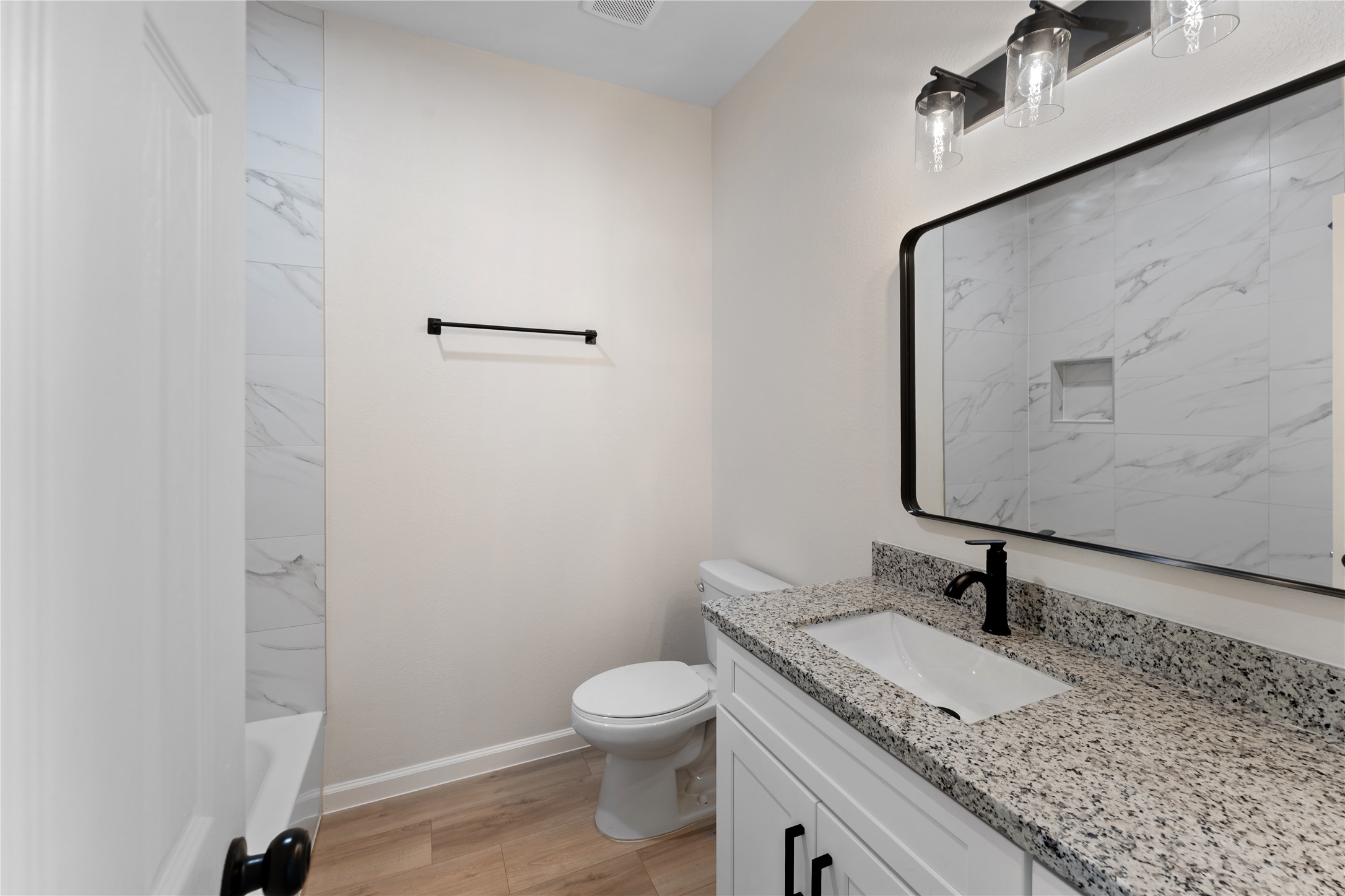 5323 Groveton Street Property Photo 19