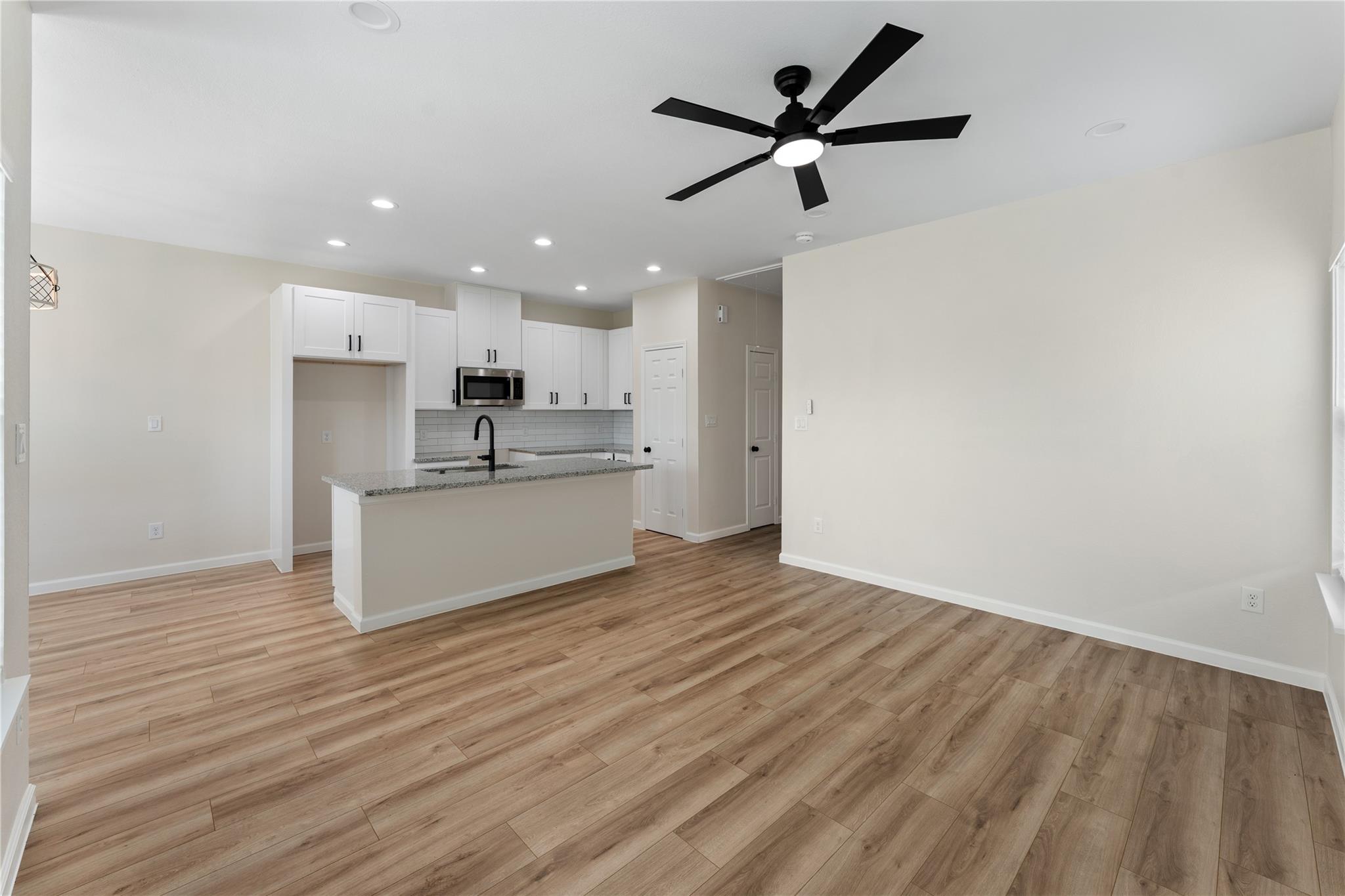 5323 Groveton Street Property Photo 19