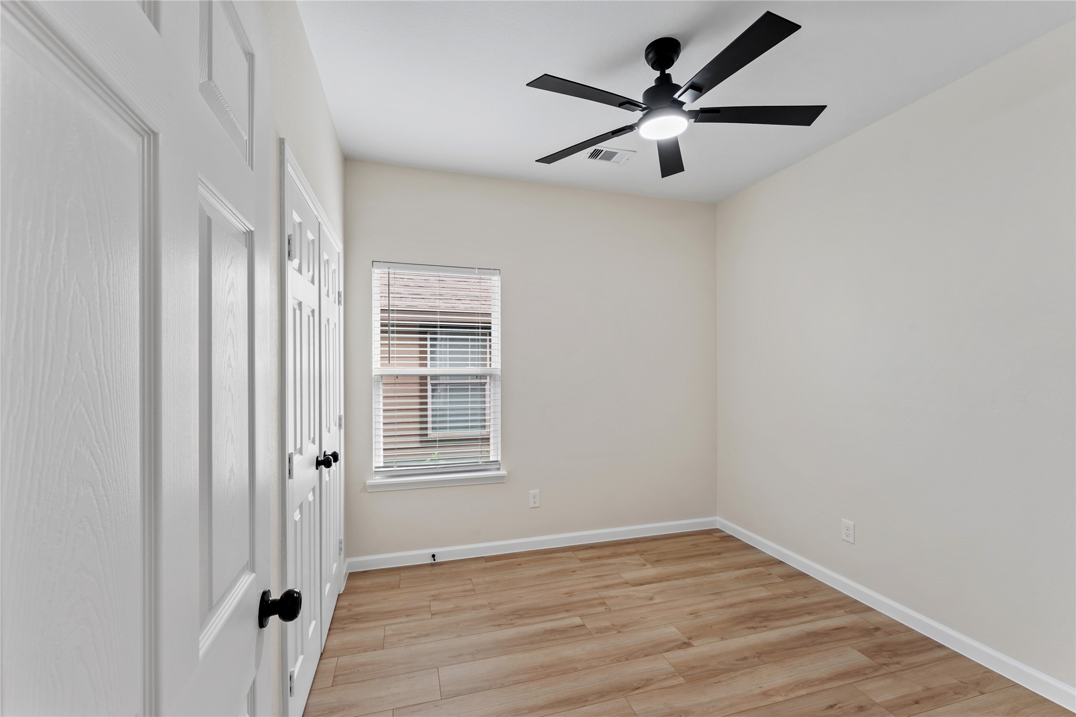 5323 Groveton Street Property Photo 22