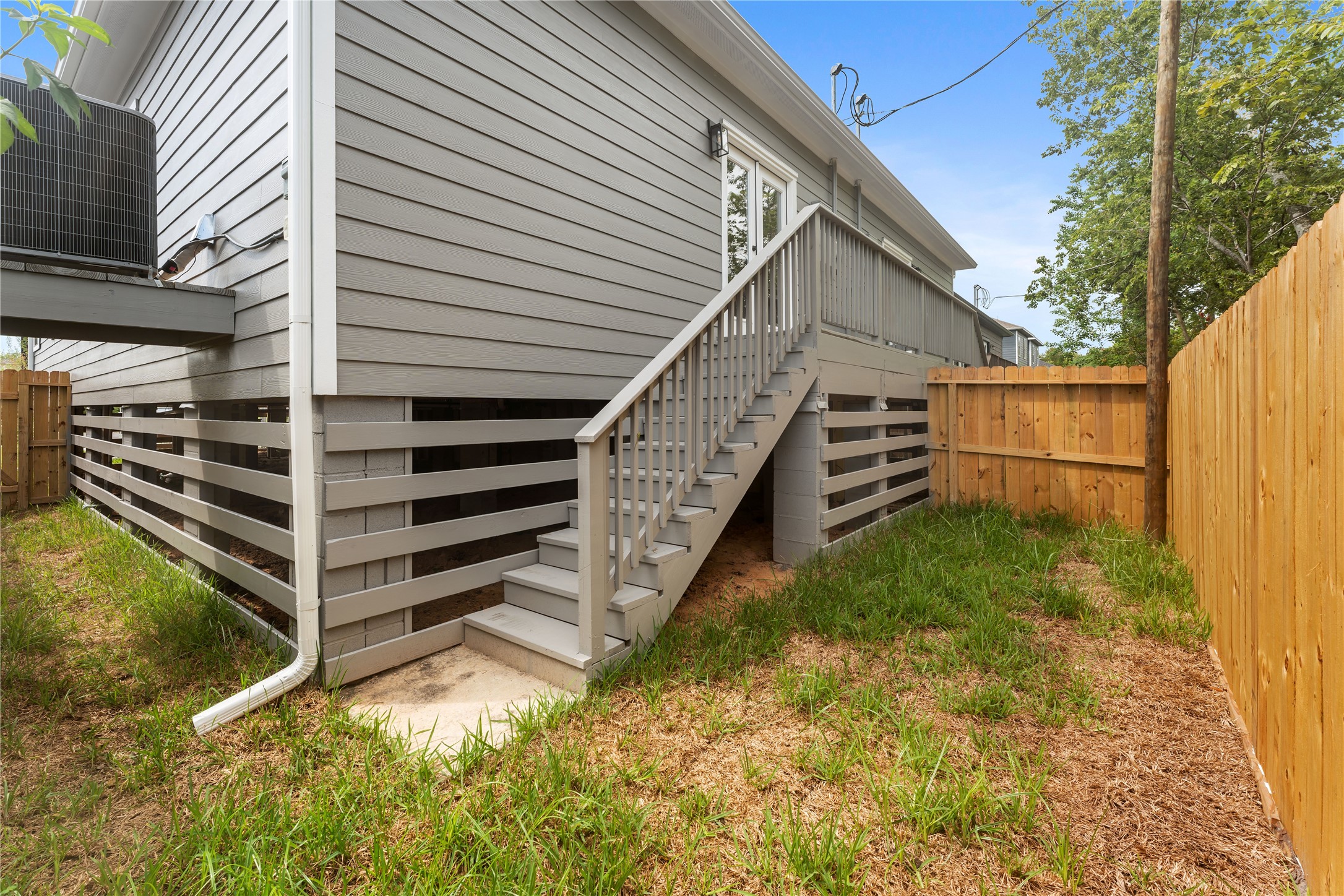 5323 Groveton Street Property Photo 28
