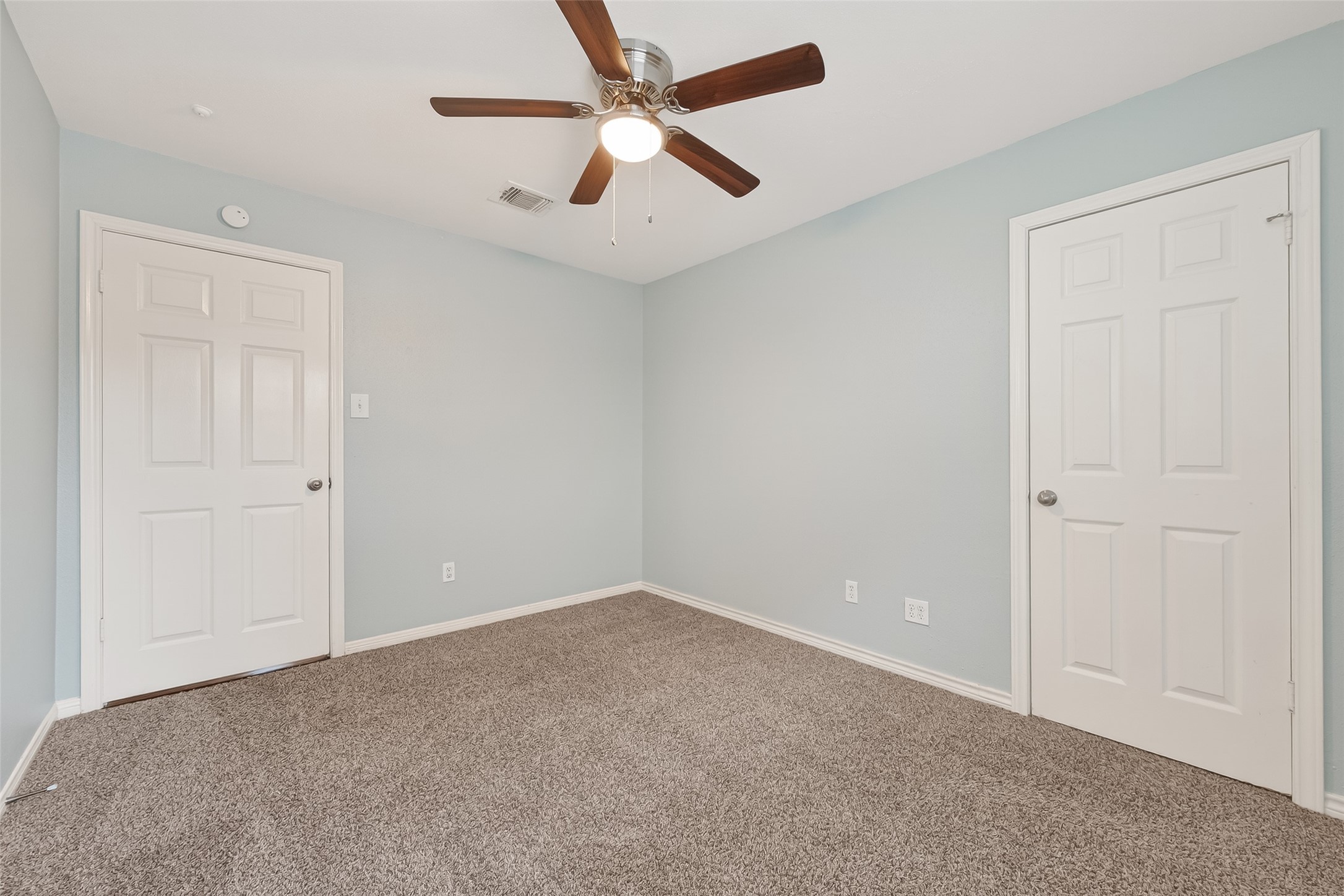 22946 Provincial Boulevard Property Photo 27