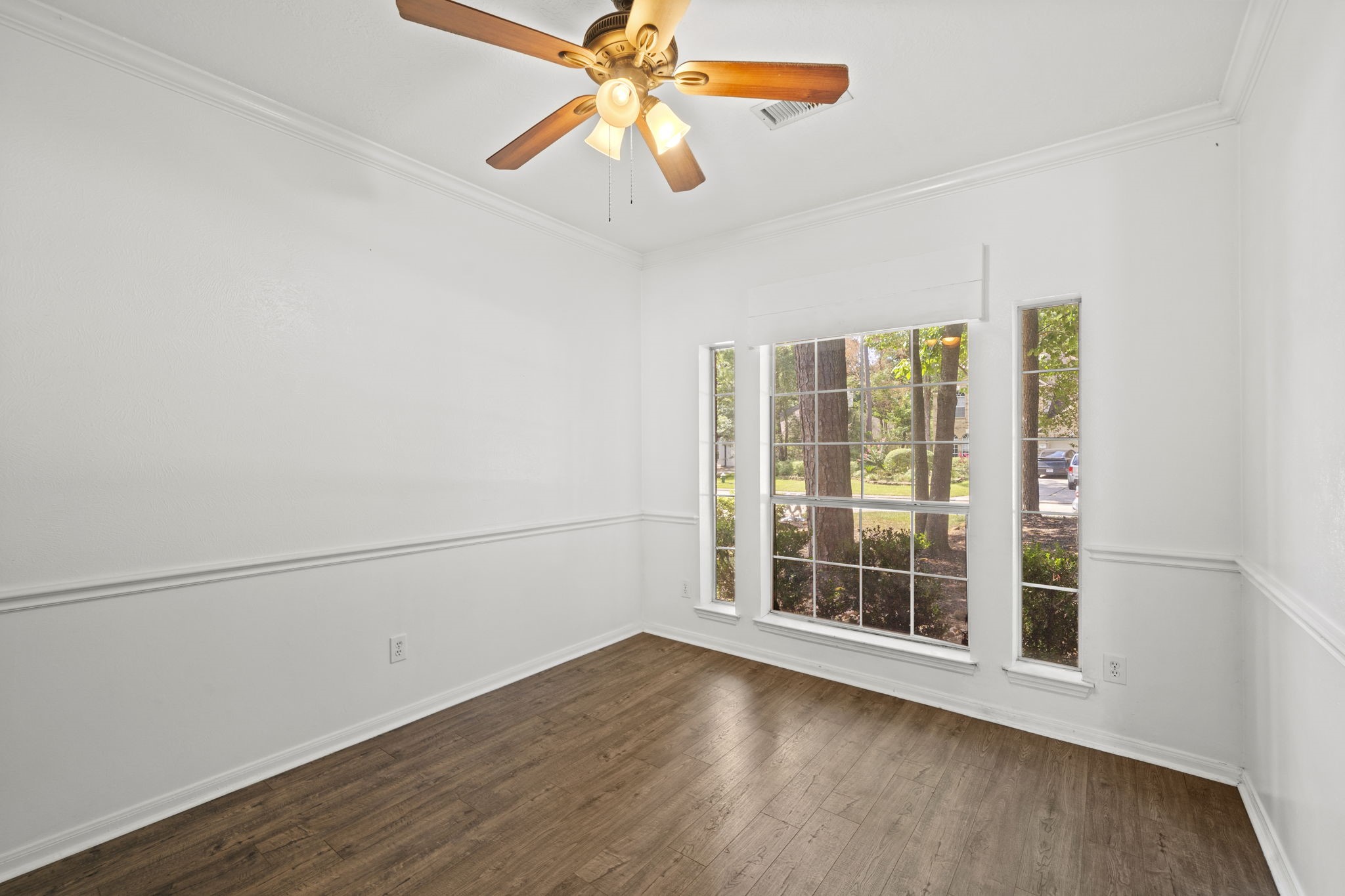 54 Wrens Song Place Property Photo 12