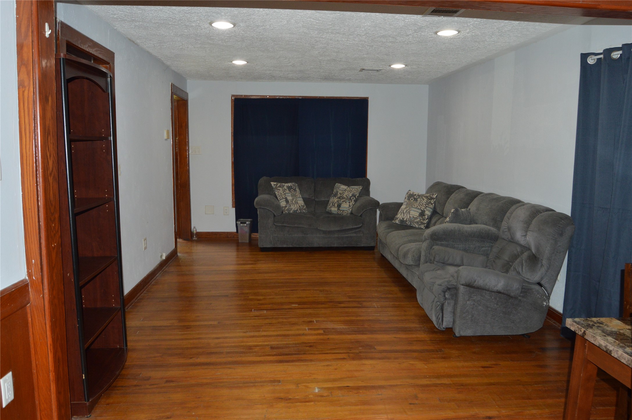 605 Maple Avenue Property Photo 2