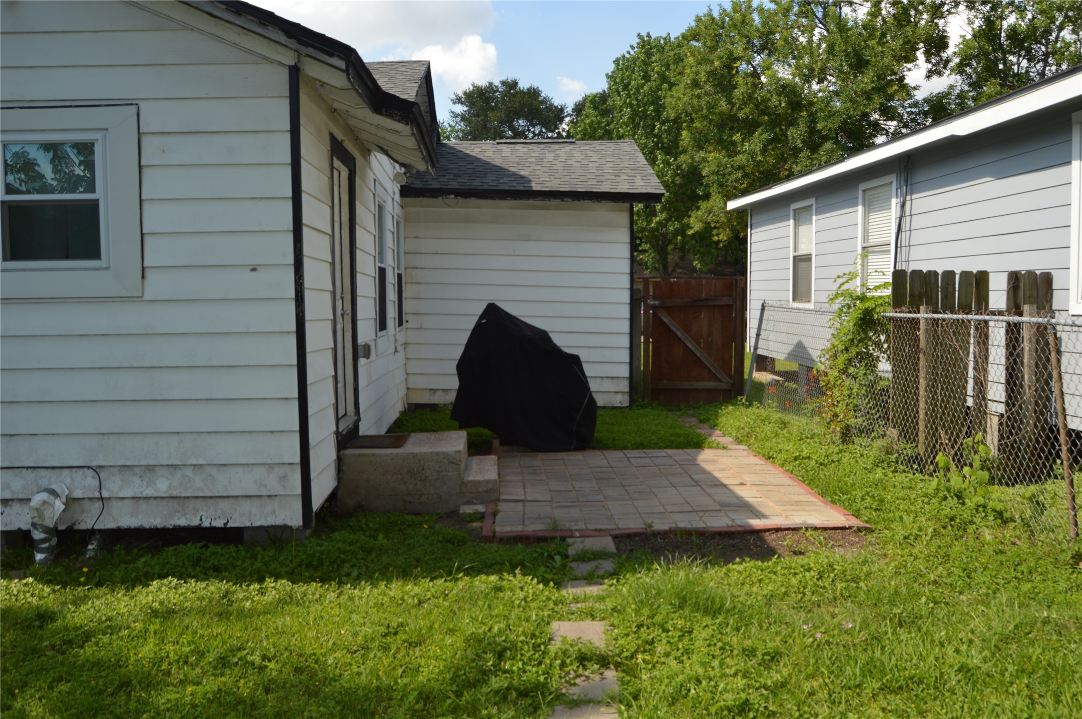 605 Maple Avenue Property Photo 11