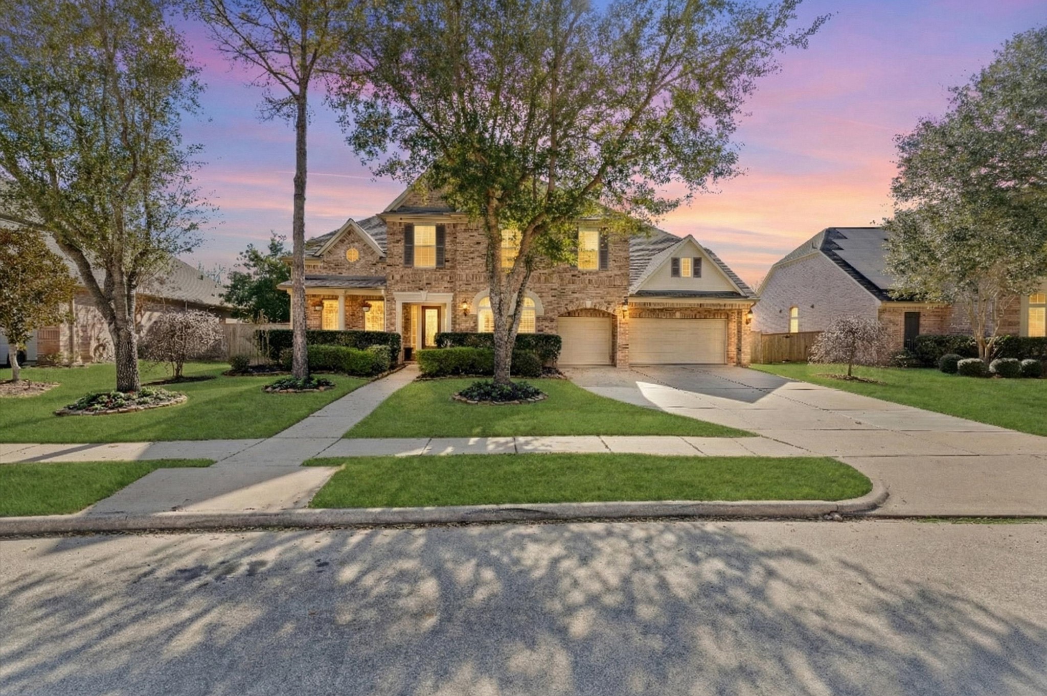 8406 Buffalo Creek Drive Property Photo 1