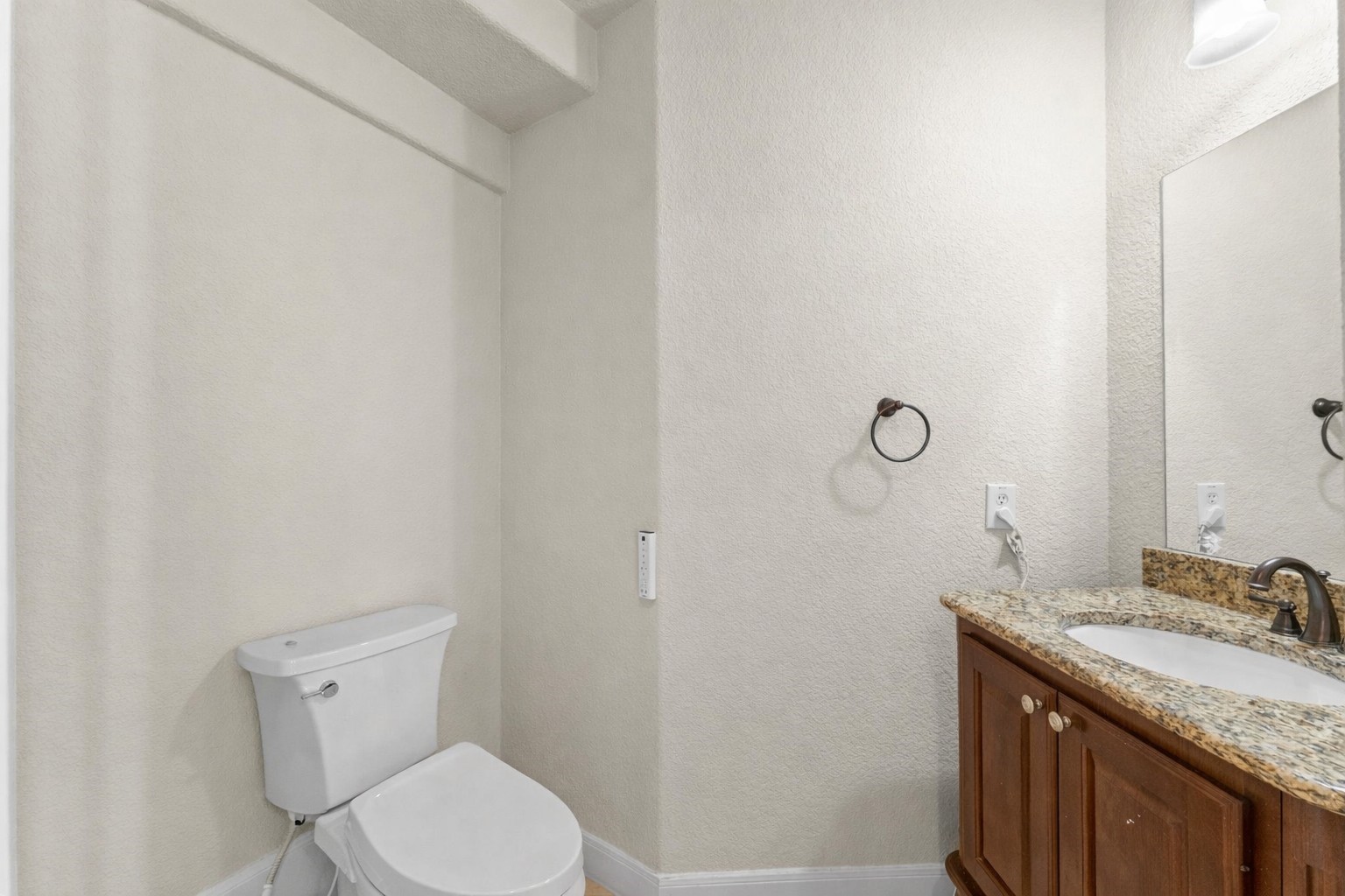 8406 Buffalo Creek Drive Property Photo 10