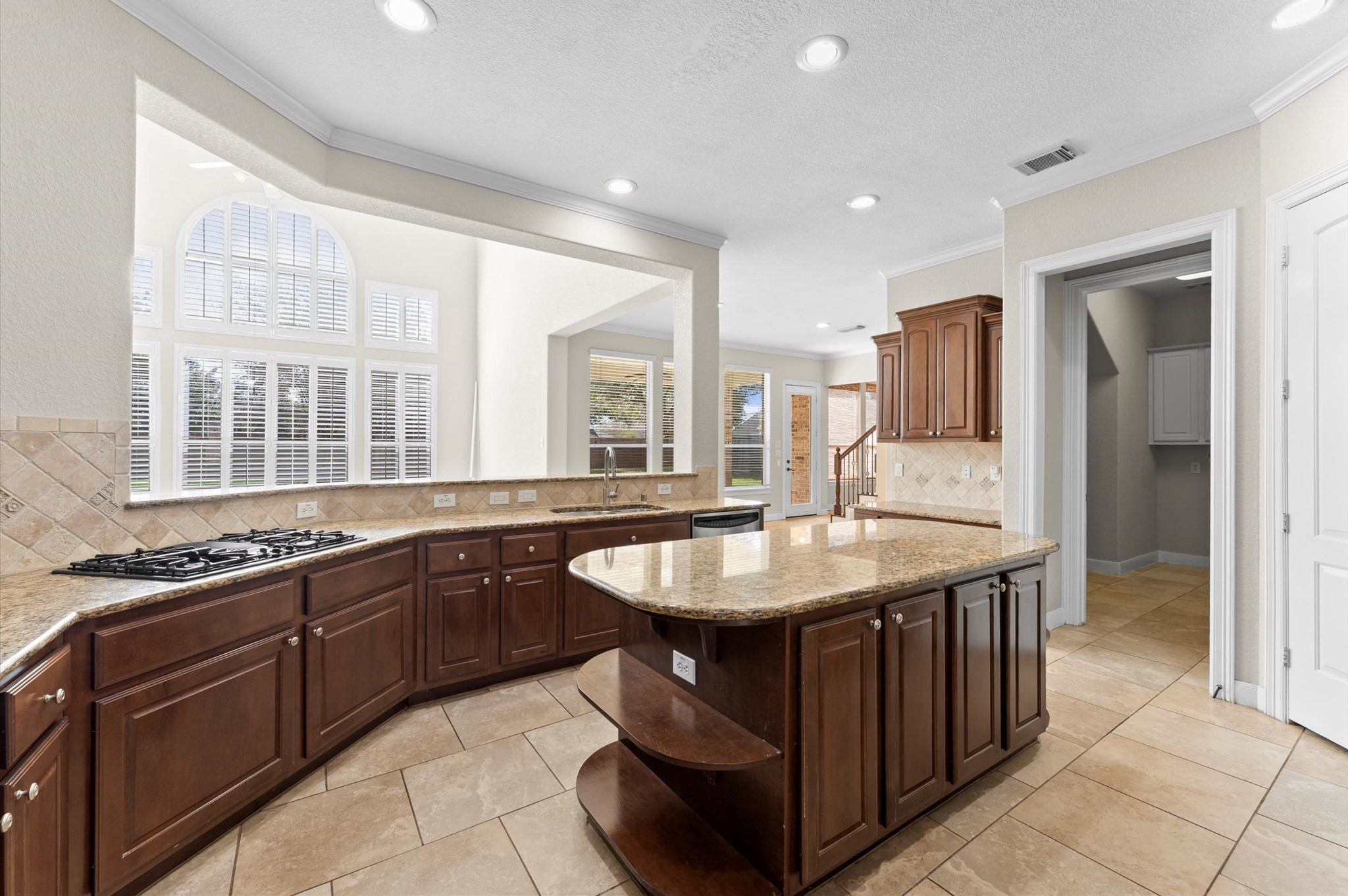 8406 Buffalo Creek Drive Property Photo 17