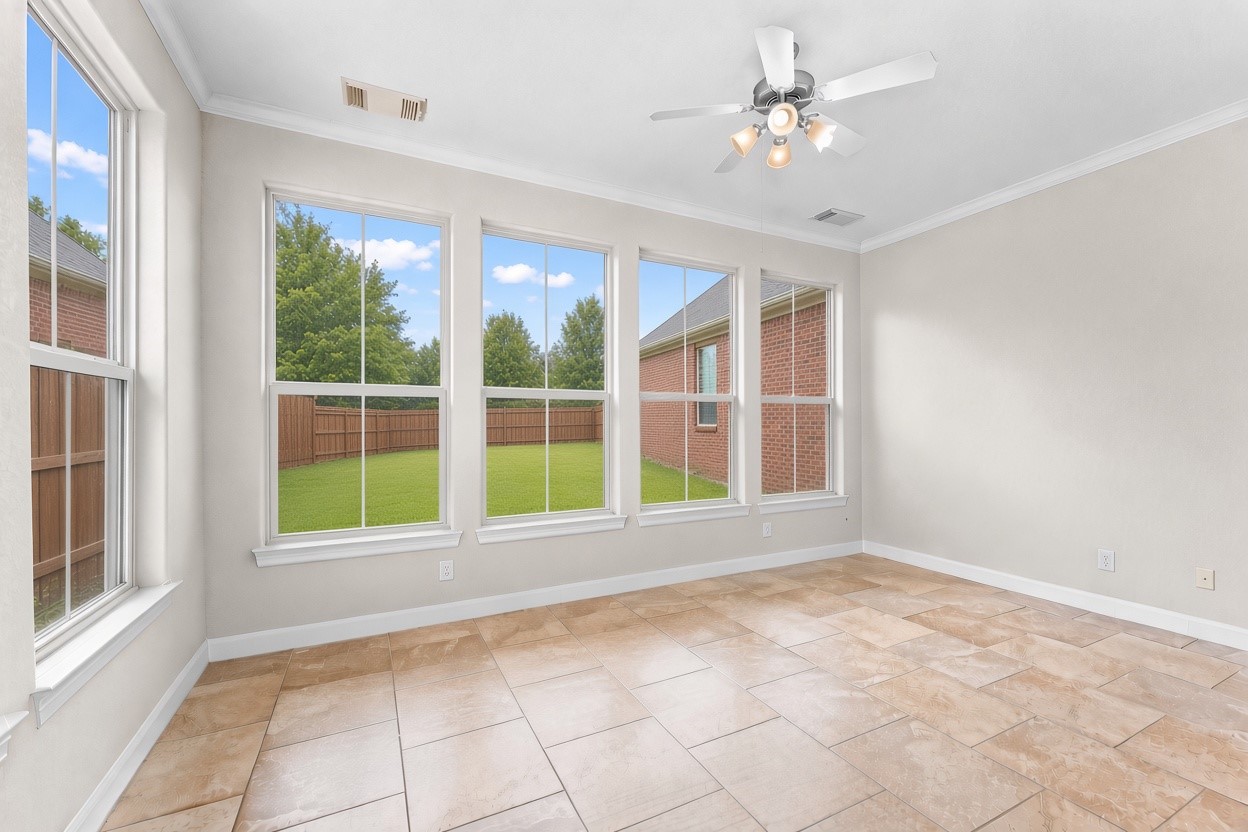 8406 Buffalo Creek Drive Property Photo 21