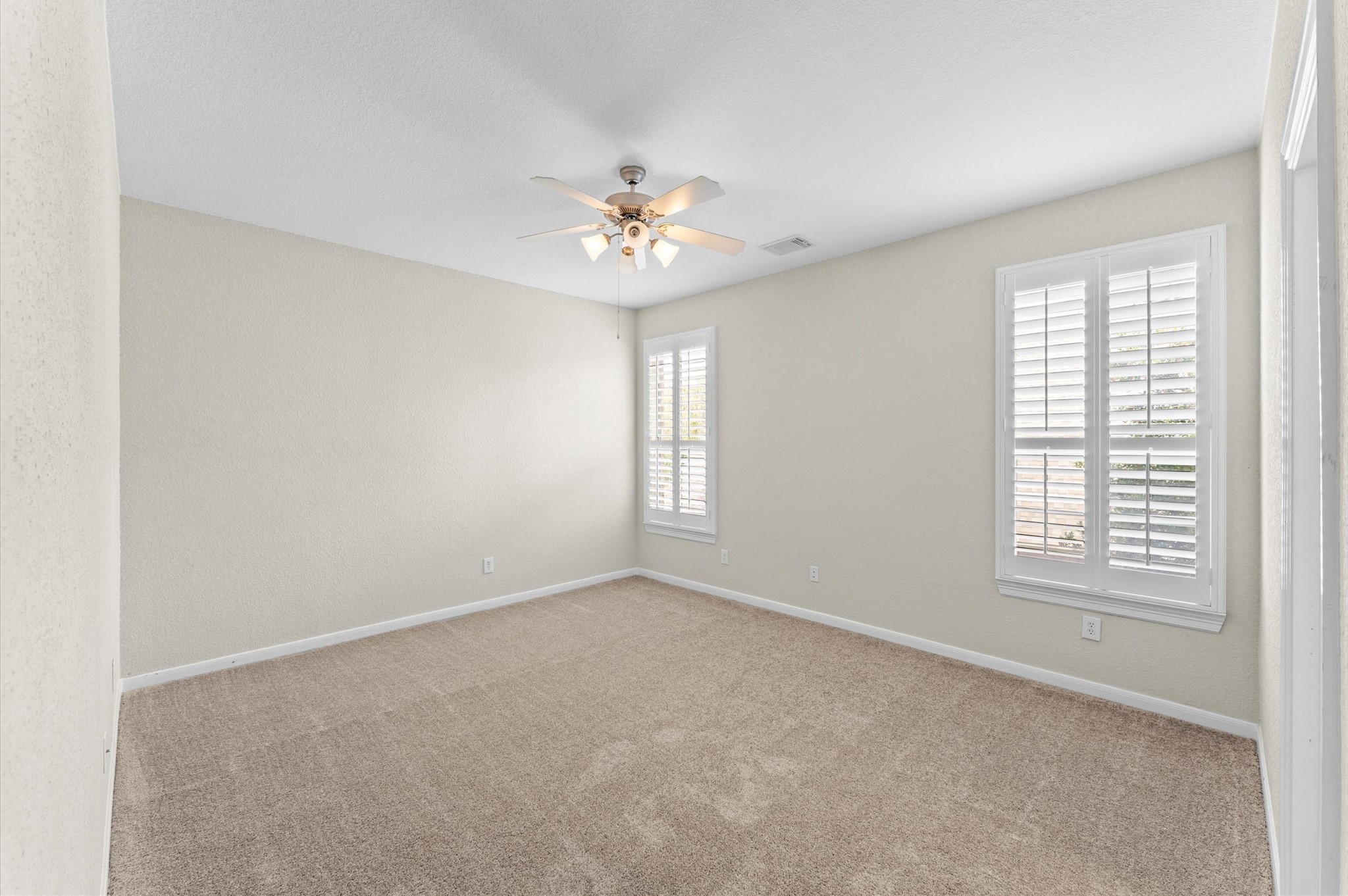 8406 Buffalo Creek Drive Property Photo 30