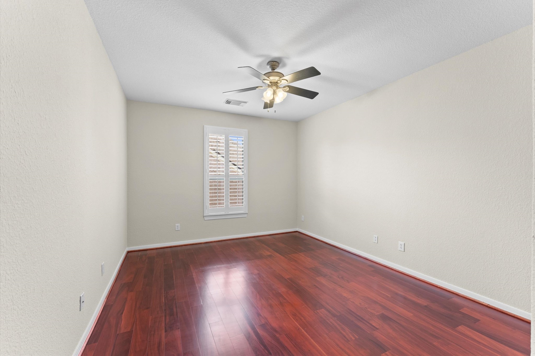 8406 Buffalo Creek Drive Property Photo 34