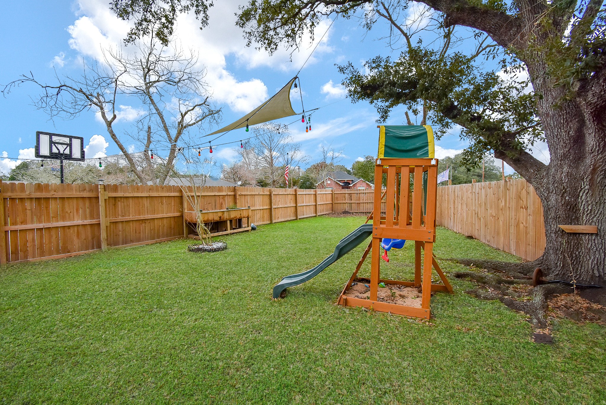 304 Lily Lane Property Photo 32