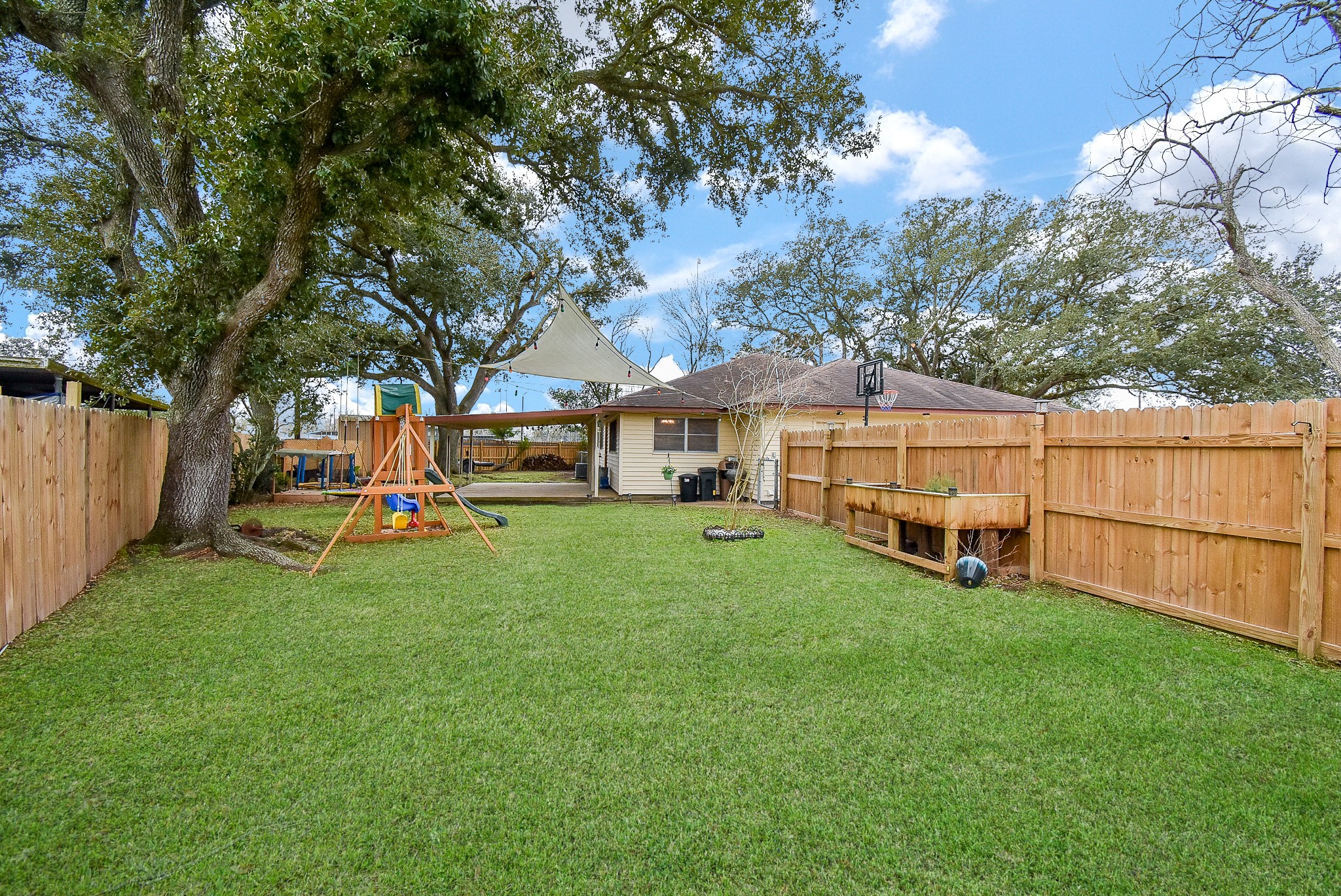 304 Lily Lane Property Photo 33