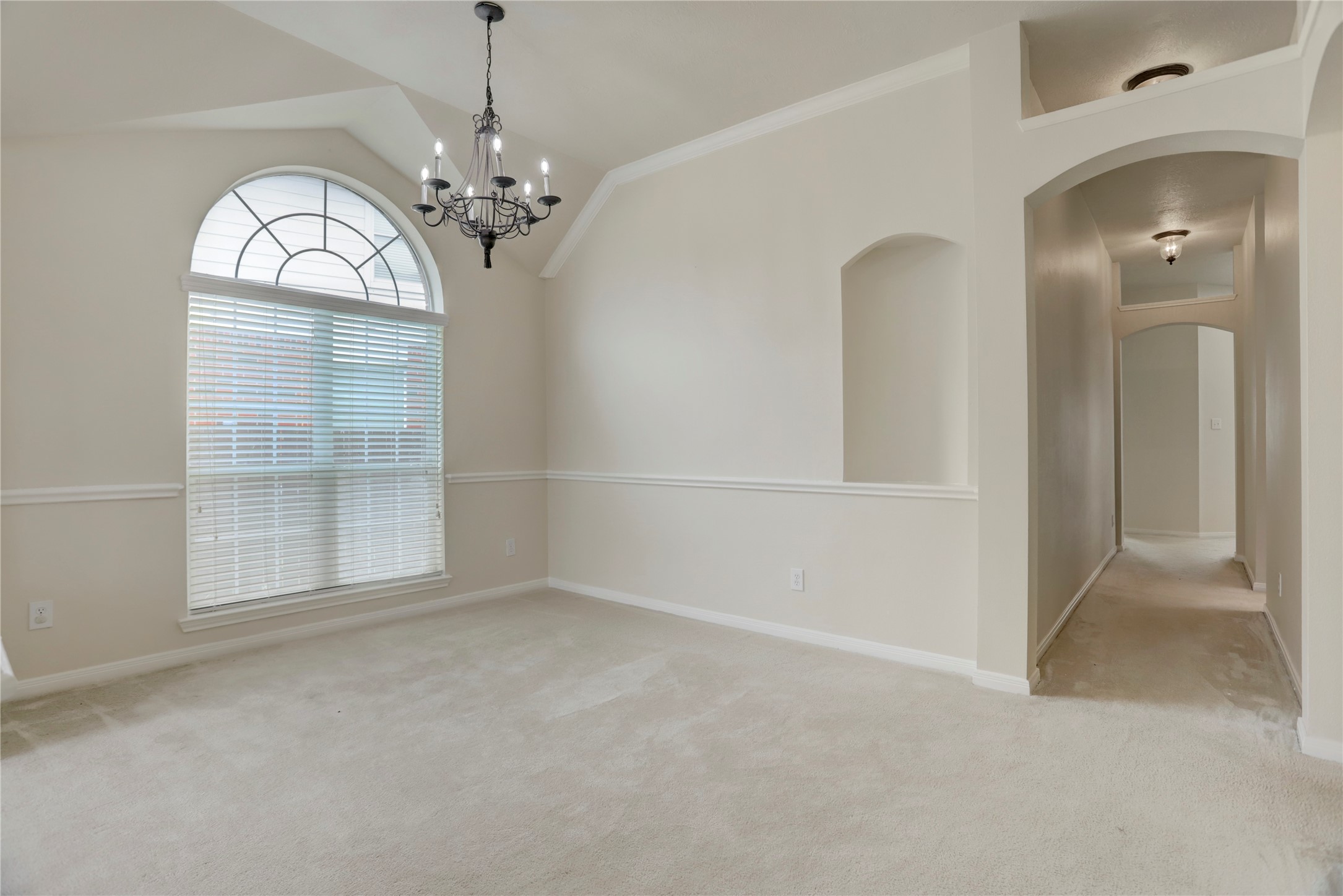 7023 Grants Hollow Lane Property Photo 6