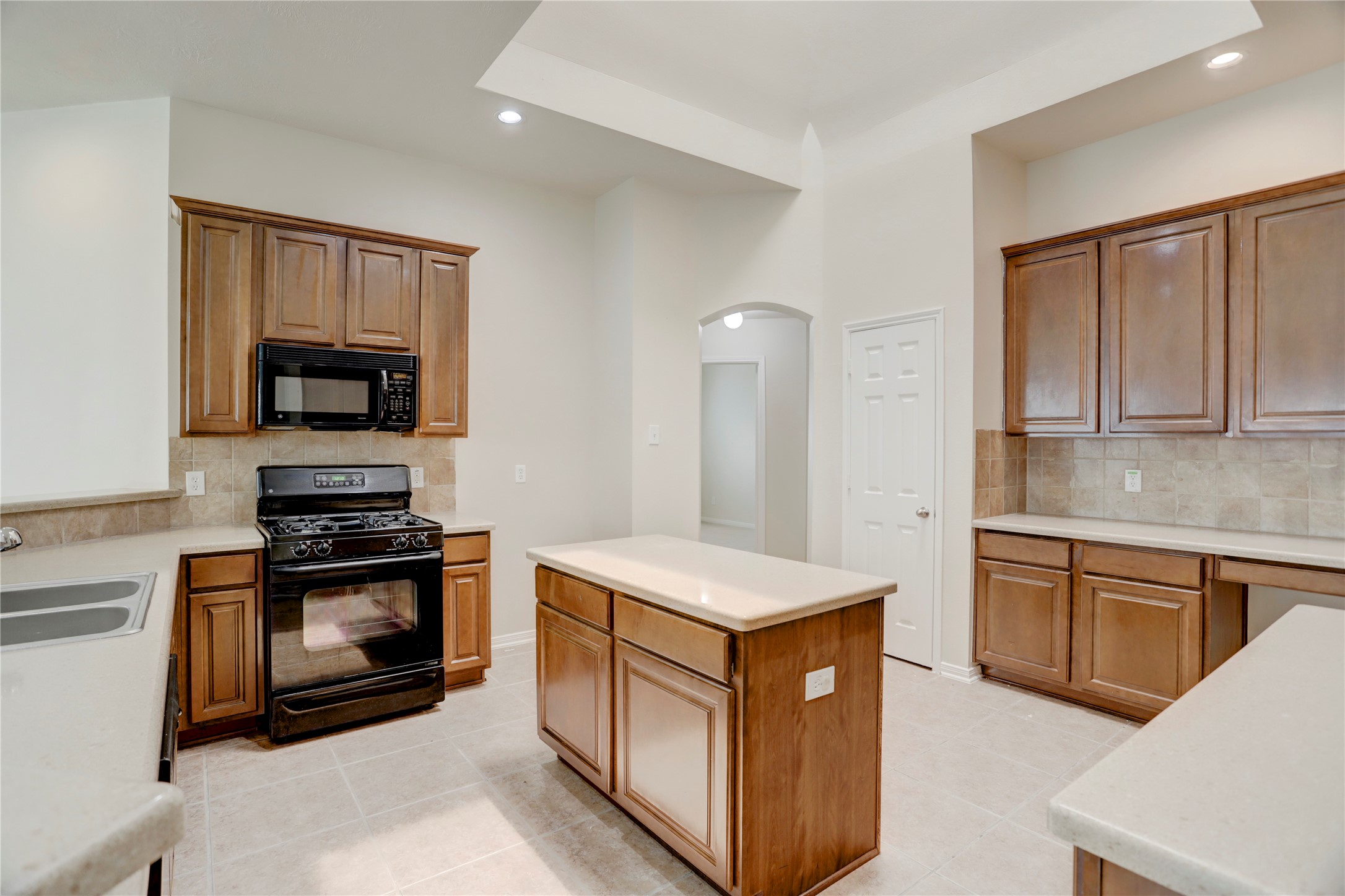 7023 Grants Hollow Lane Property Photo 10