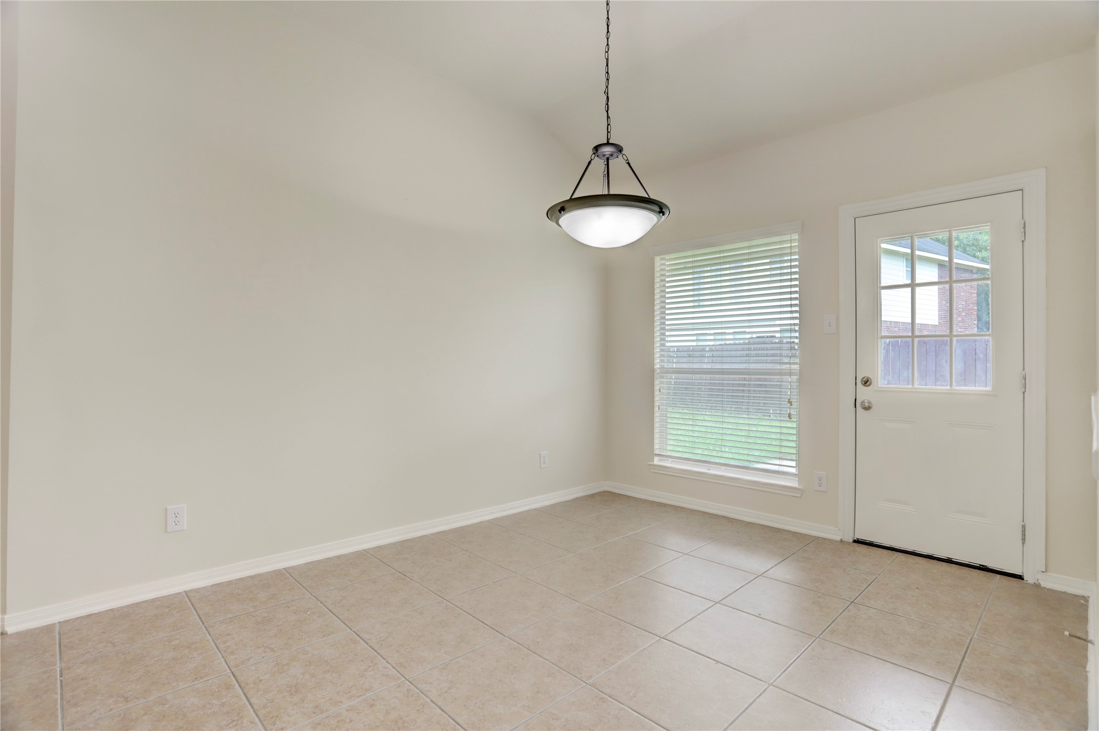 7023 Grants Hollow Lane Property Photo 14