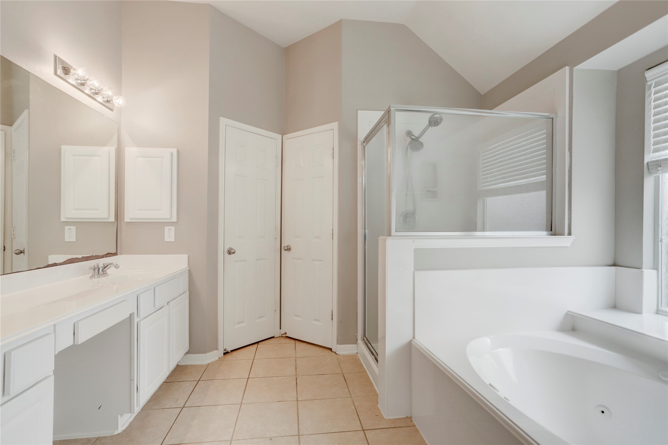 7023 Grants Hollow Lane Property Photo 23