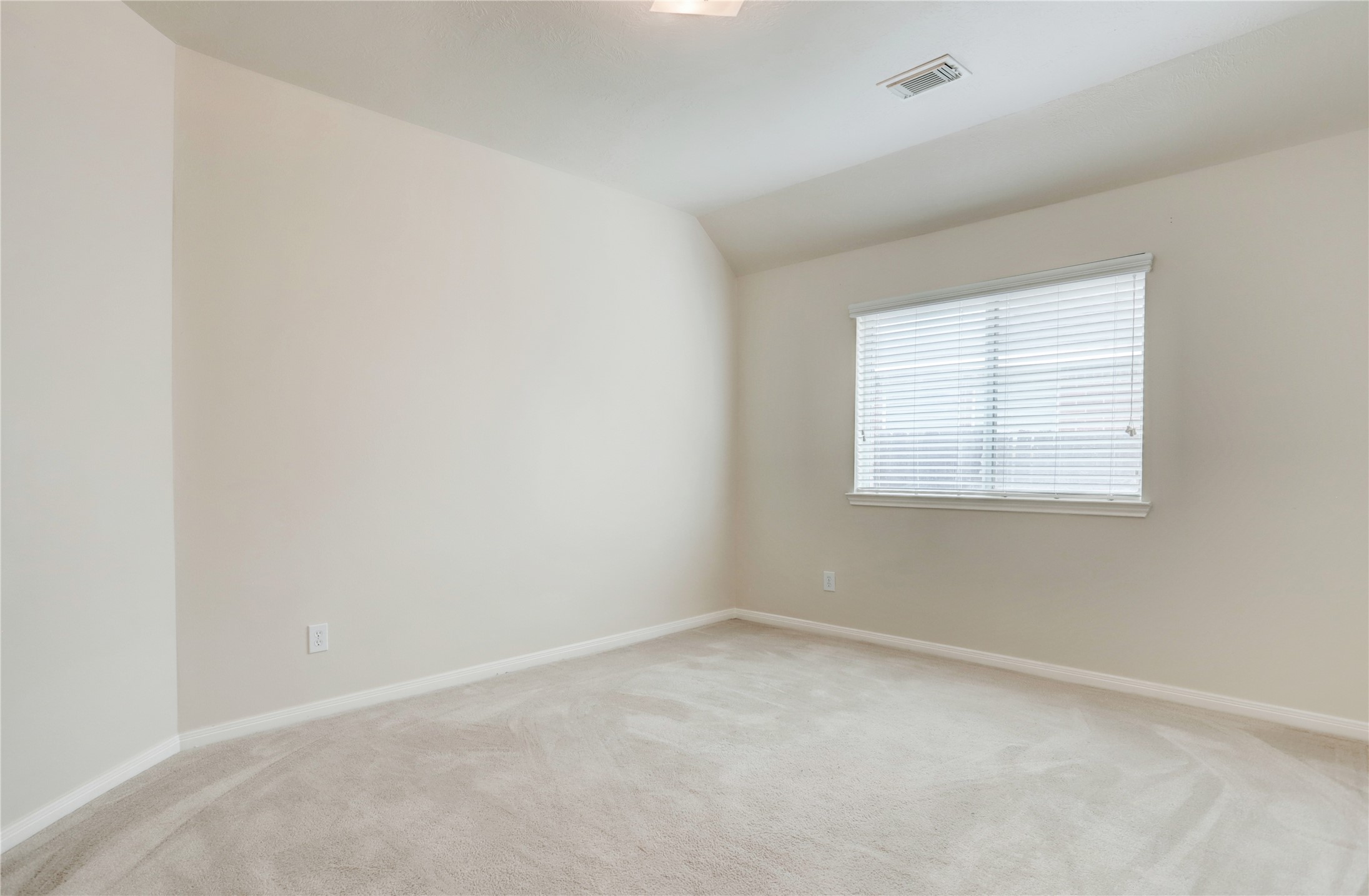 7023 Grants Hollow Lane Property Photo 26