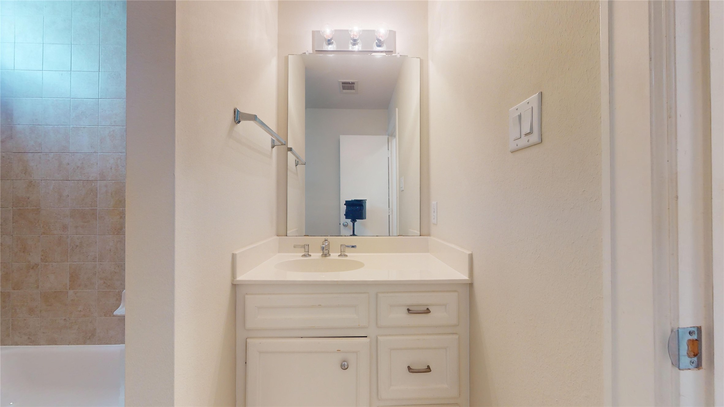 2710 Hullsmith Drive 202 Property Photo 20