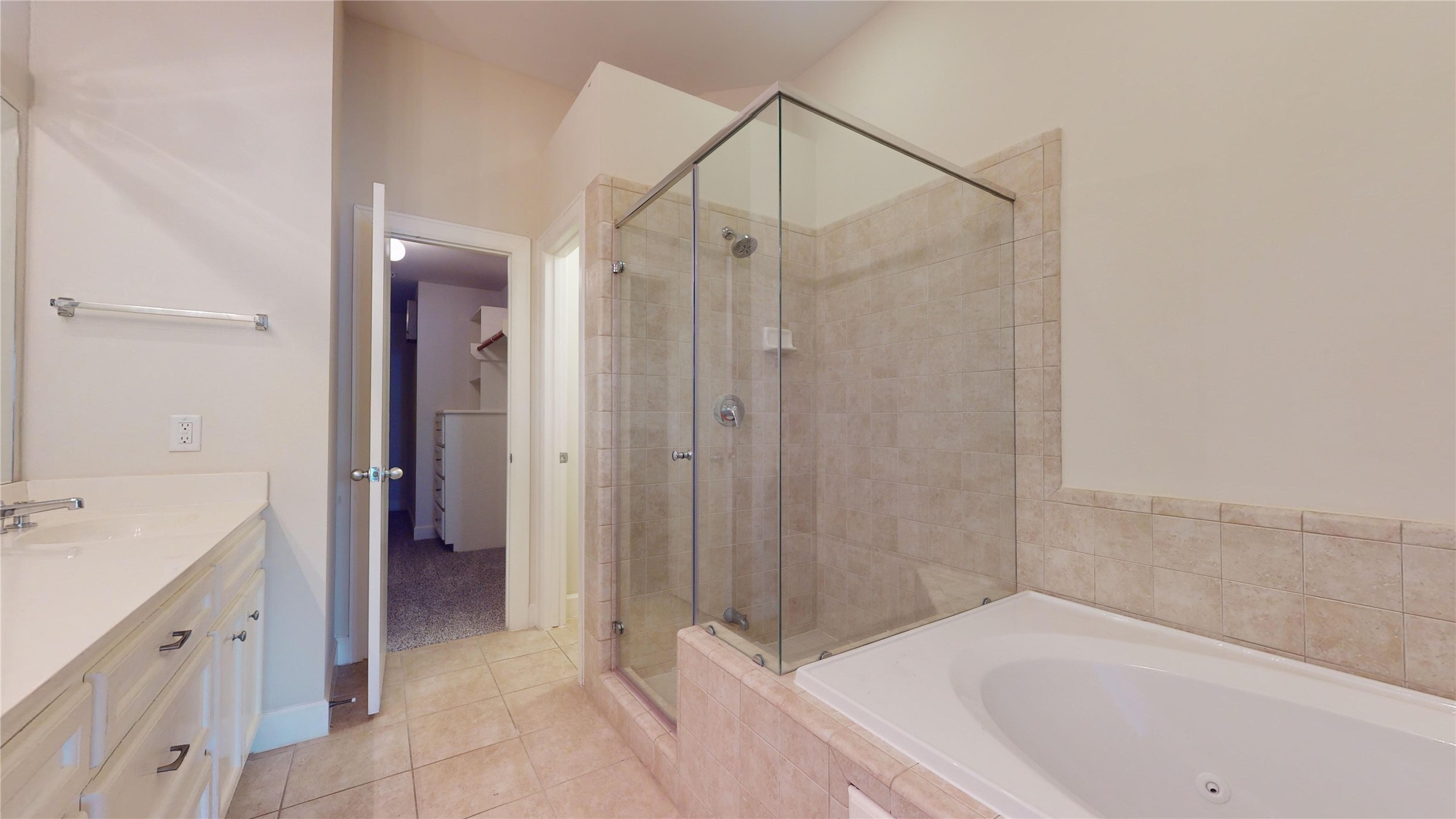 2710 Hullsmith Drive 202 Property Photo 36