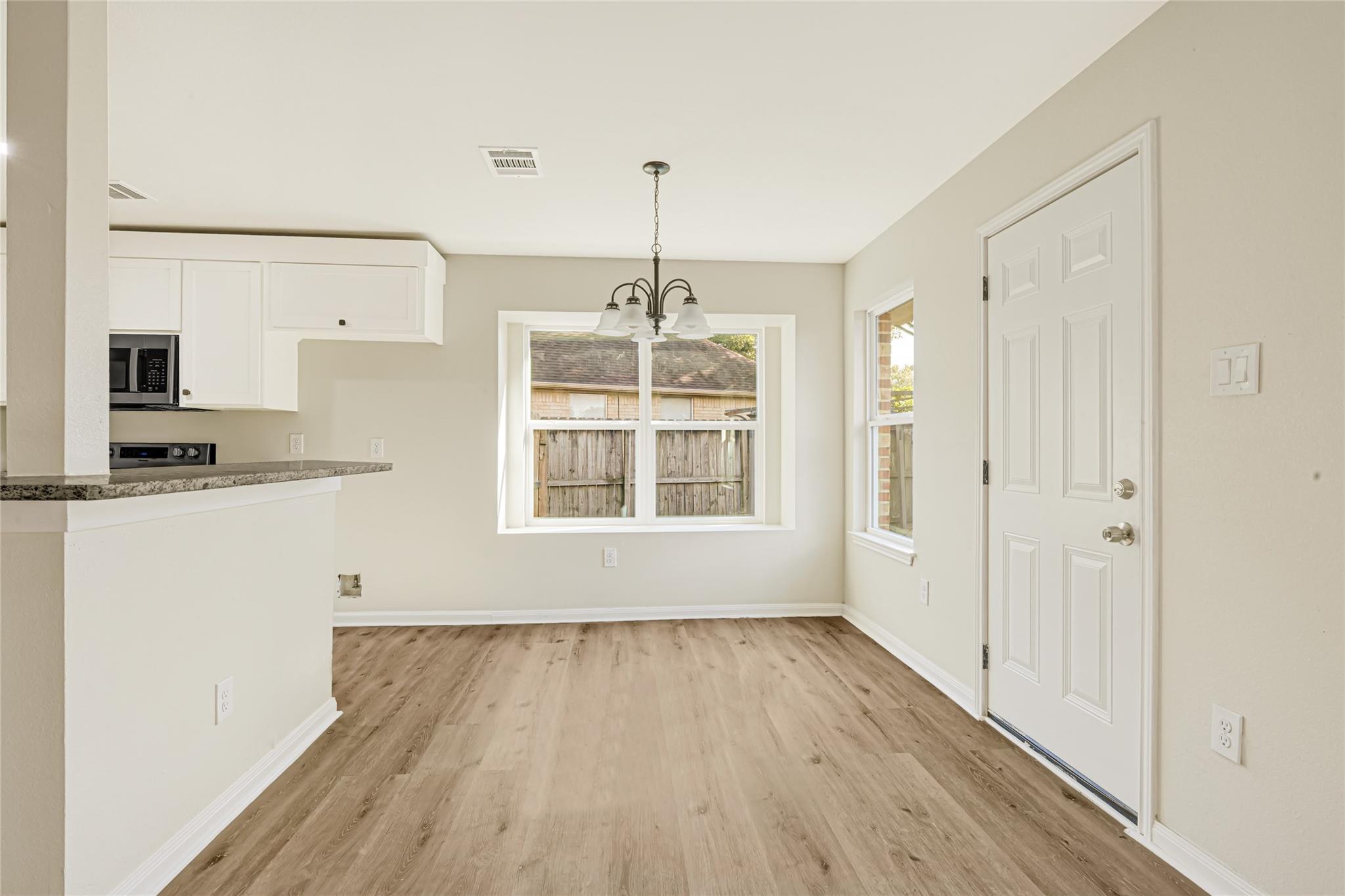 9851 Guest Street Property Photo 12