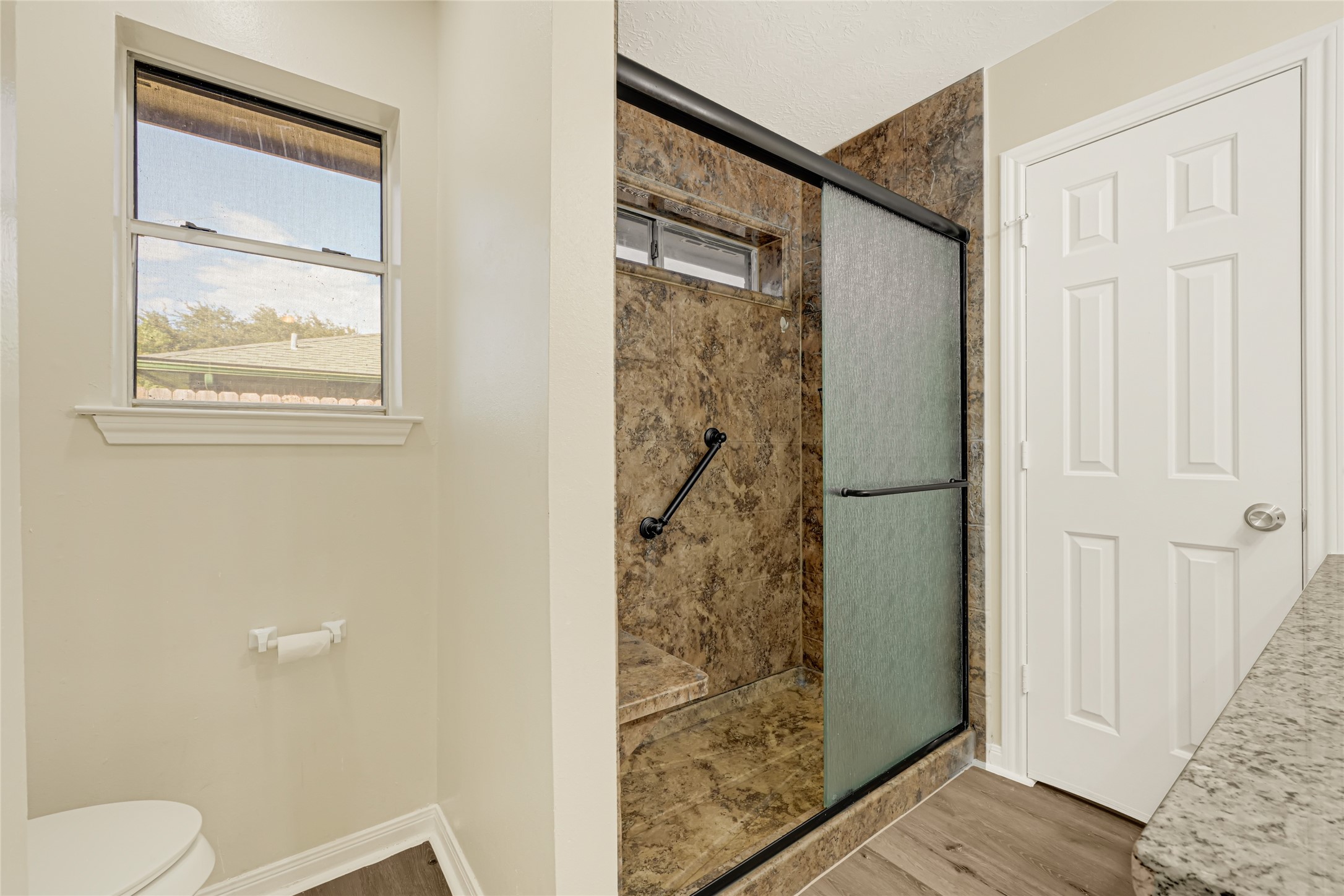 9851 Guest Street Property Photo 16