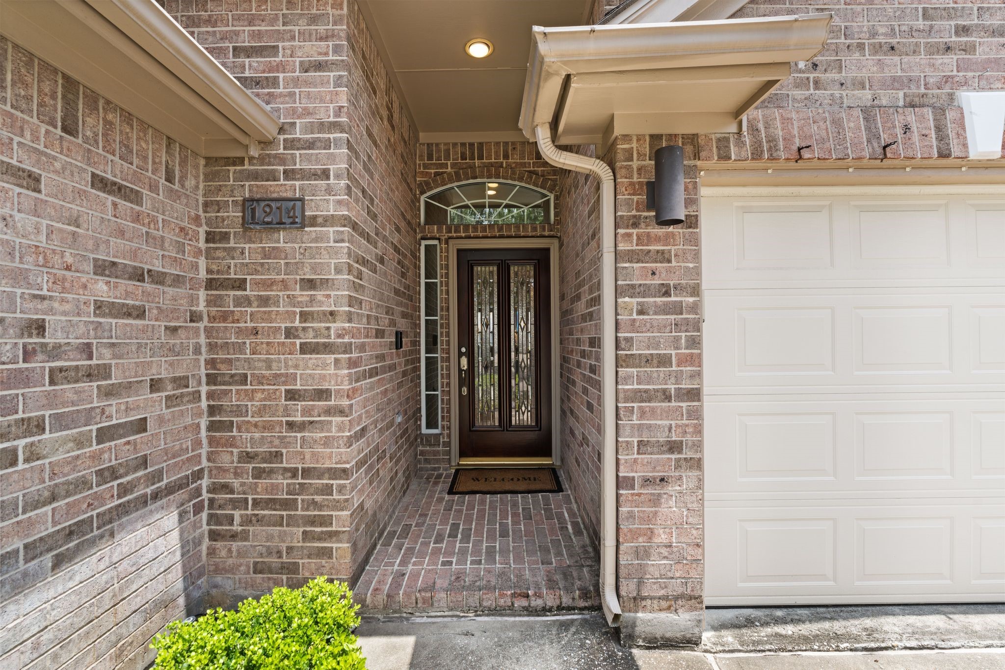 1214 Muirfield Place Property Photo 3
