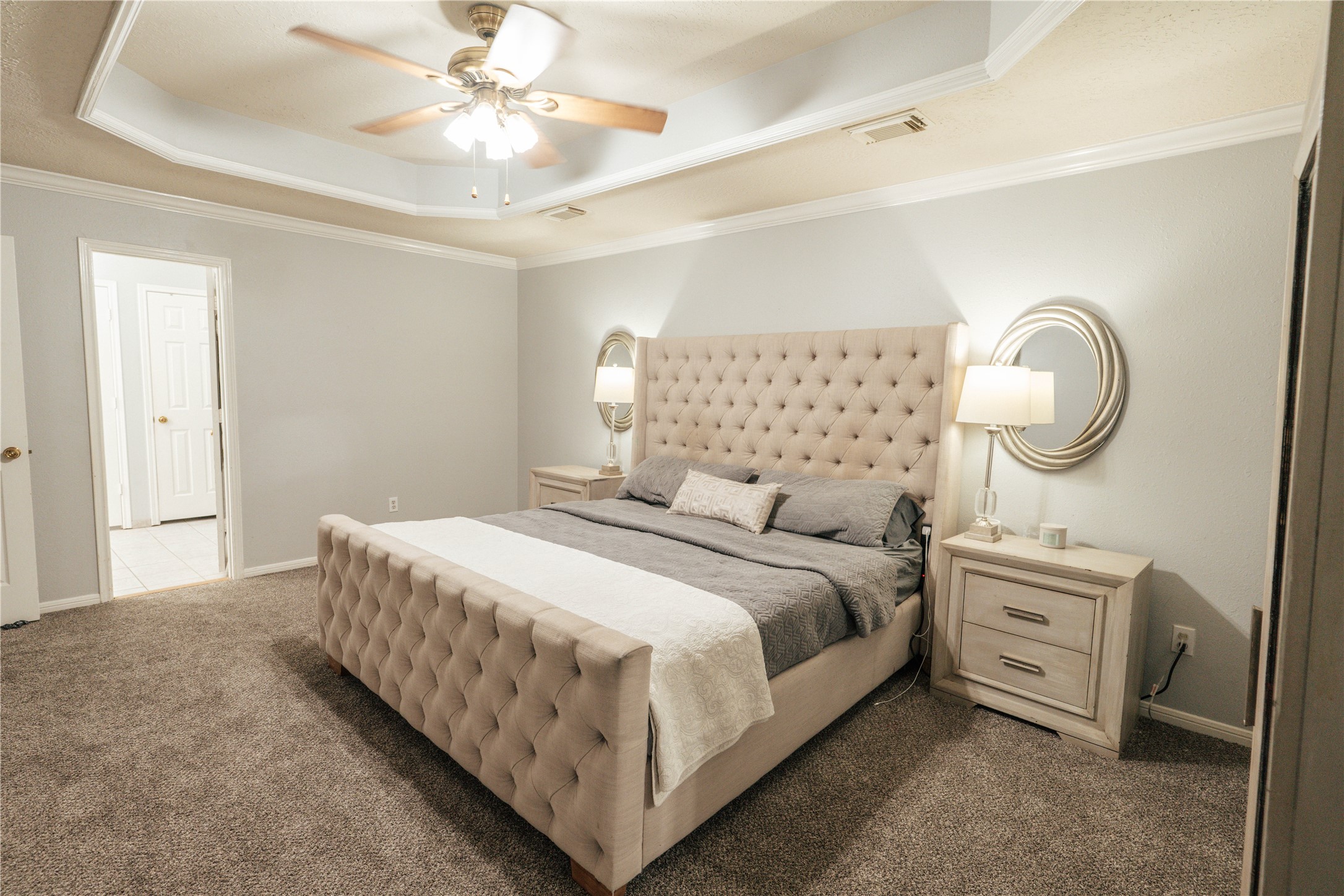 1910 N Mission Circle Property Photo 8