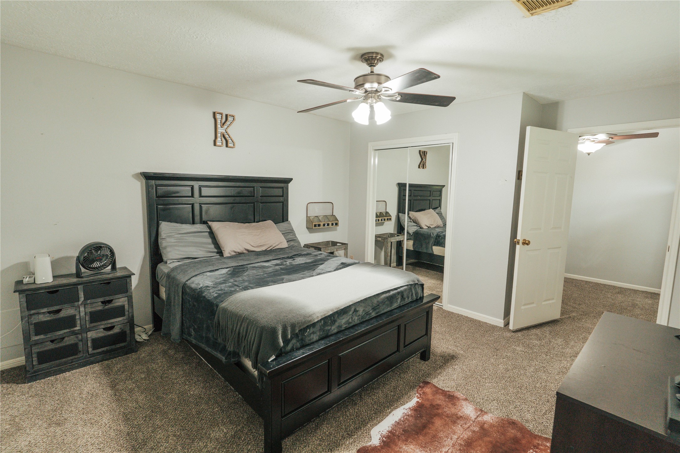 1910 N Mission Circle Property Photo 13