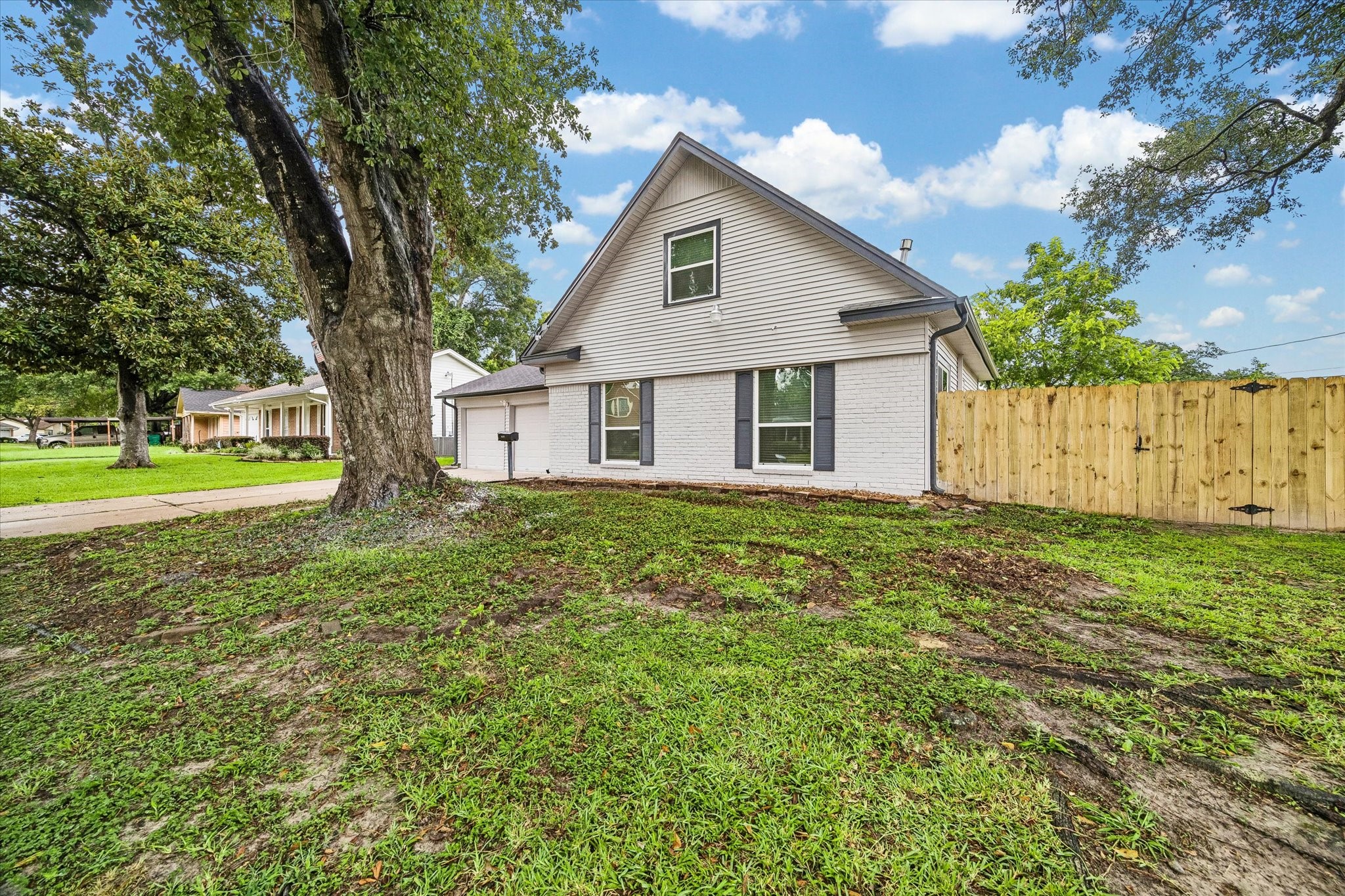 4114 Hill Oak Drive Property Photo 1