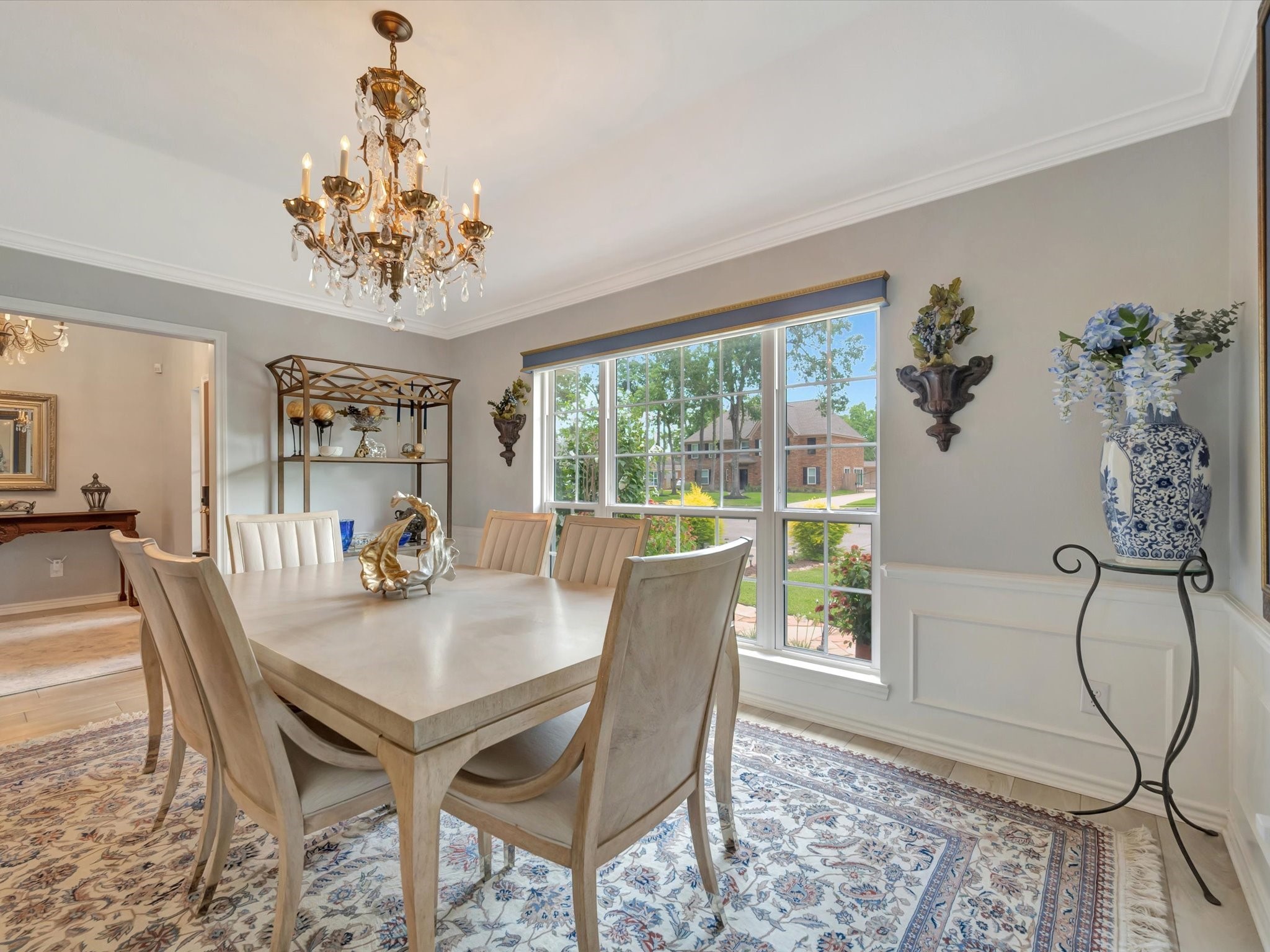 15307 Montwood Drive Property Photo 7