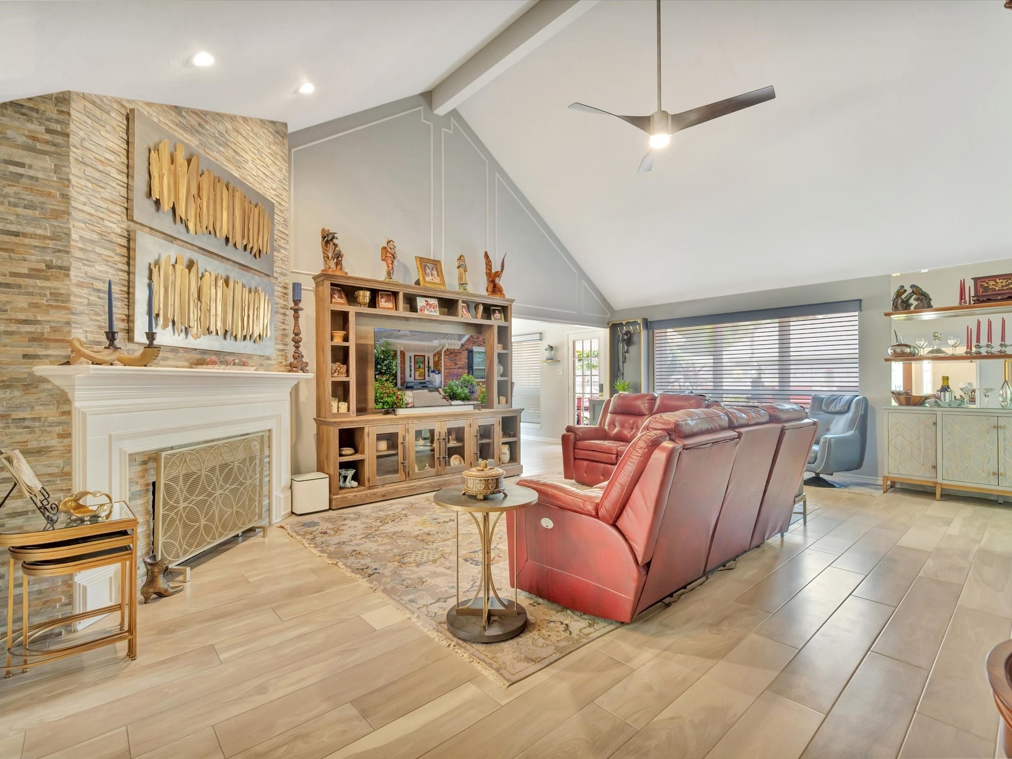 15307 Montwood Drive Property Photo 9