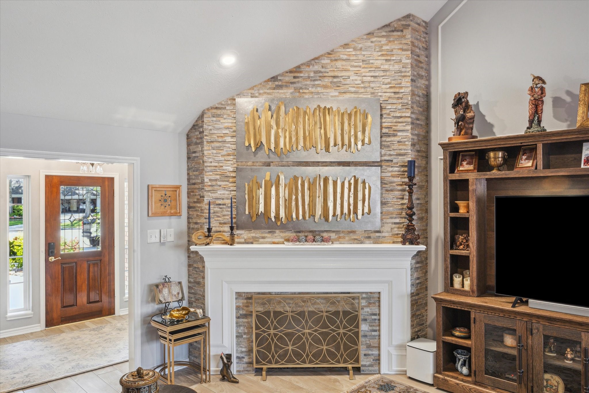 15307 Montwood Drive Property Photo 10