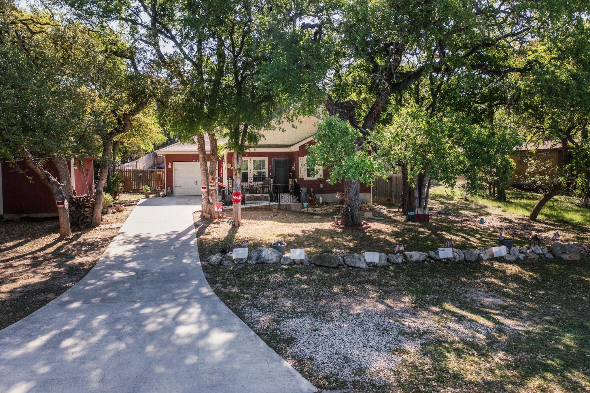 1118 Lonesome Property Photo