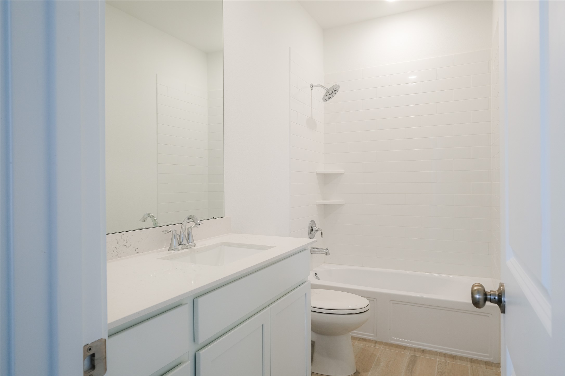 6415 Orchid Beach Drive Property Photo 7