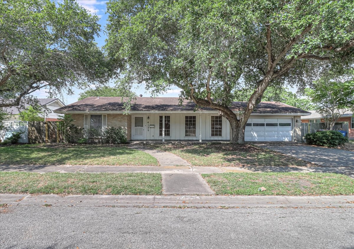 4125 Meridian Place Property Photo 1
