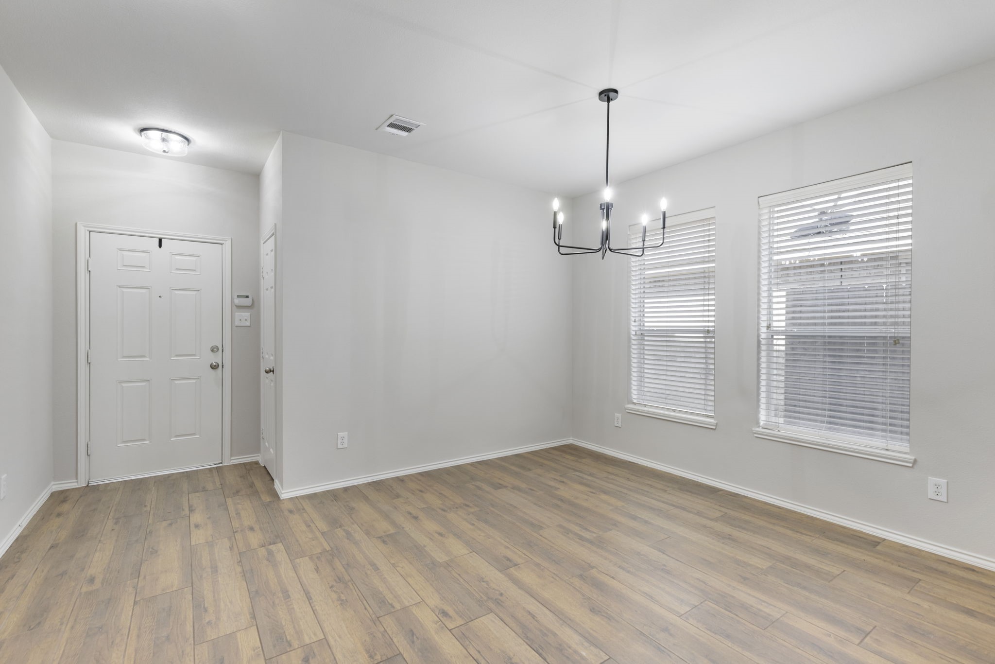 2318 Colonial Springs Lane Property Photo 6