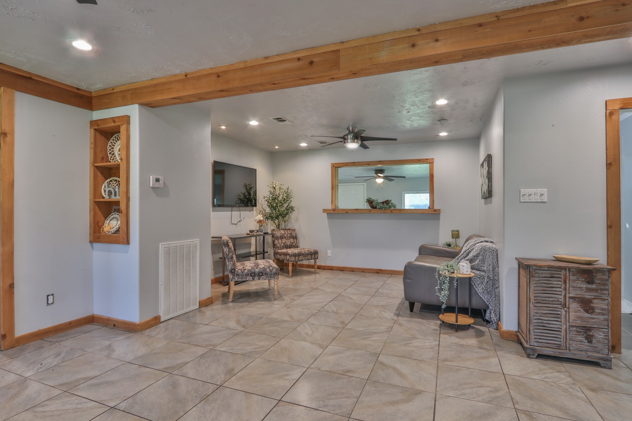12721 7th Street Property Photo 6