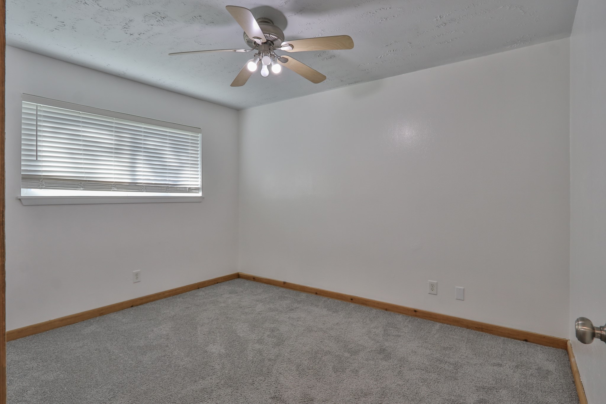 12721 7th Street Property Photo 20