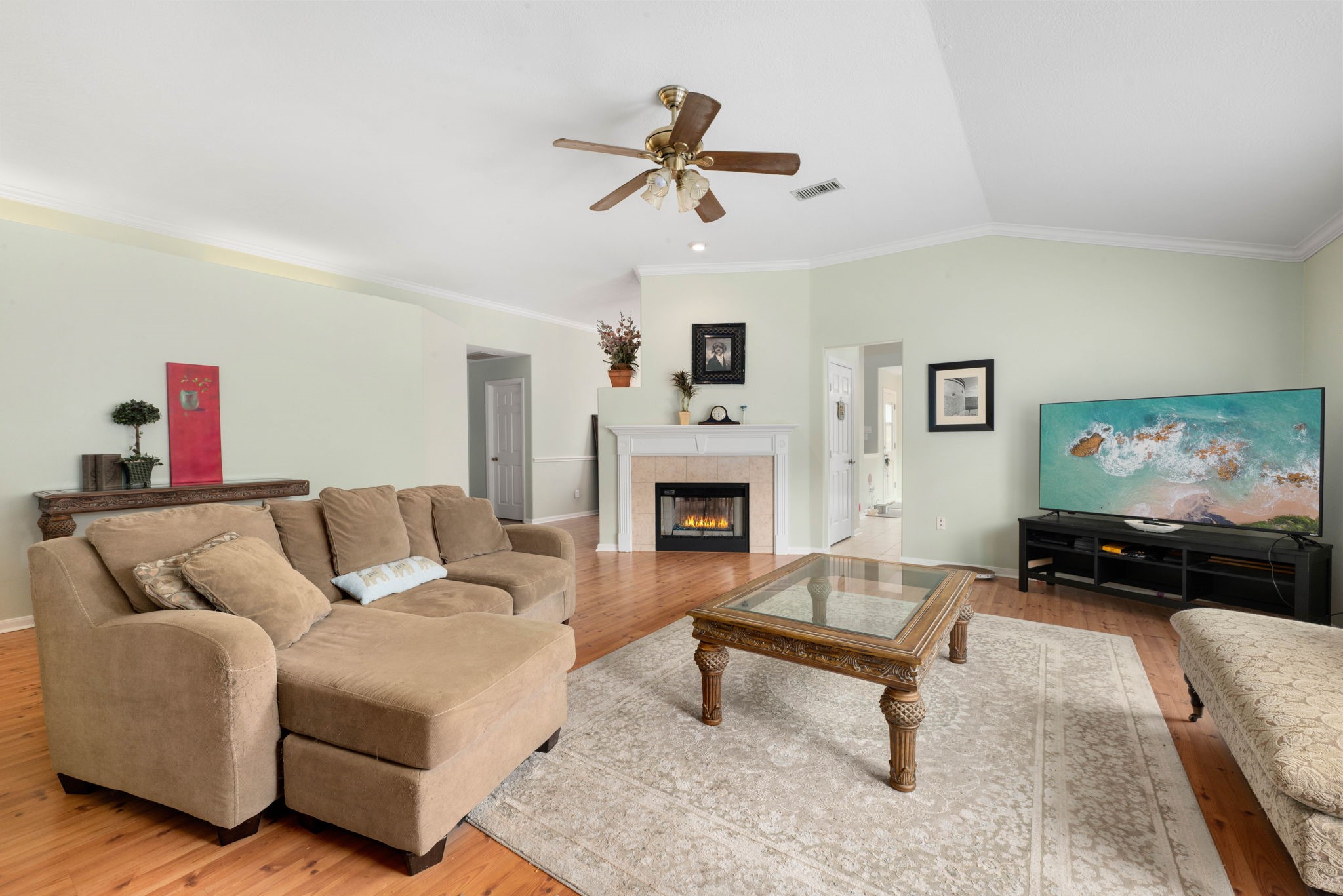 20711 Redbud Trail Property Photo 6