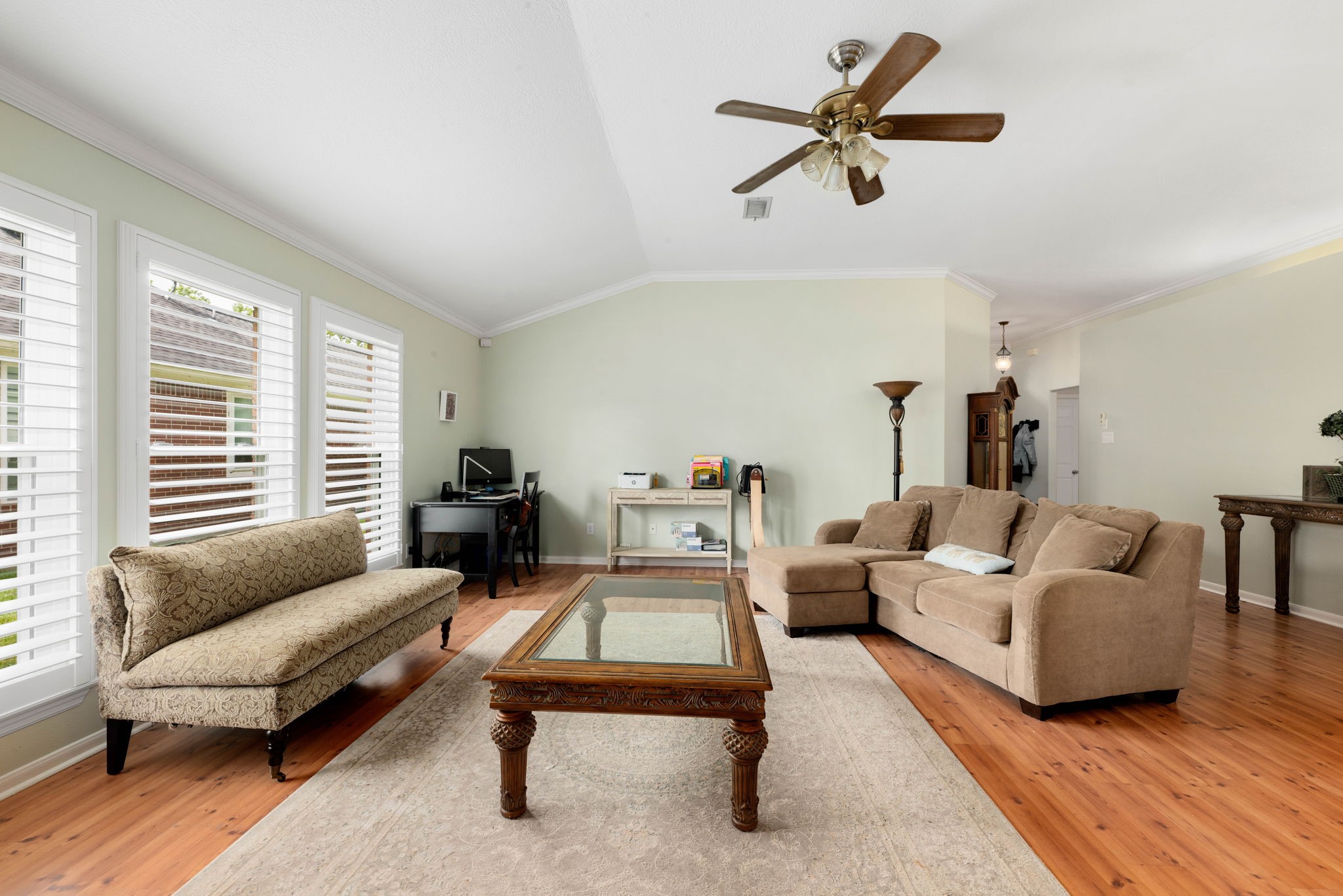 20711 Redbud Trail Property Photo 7