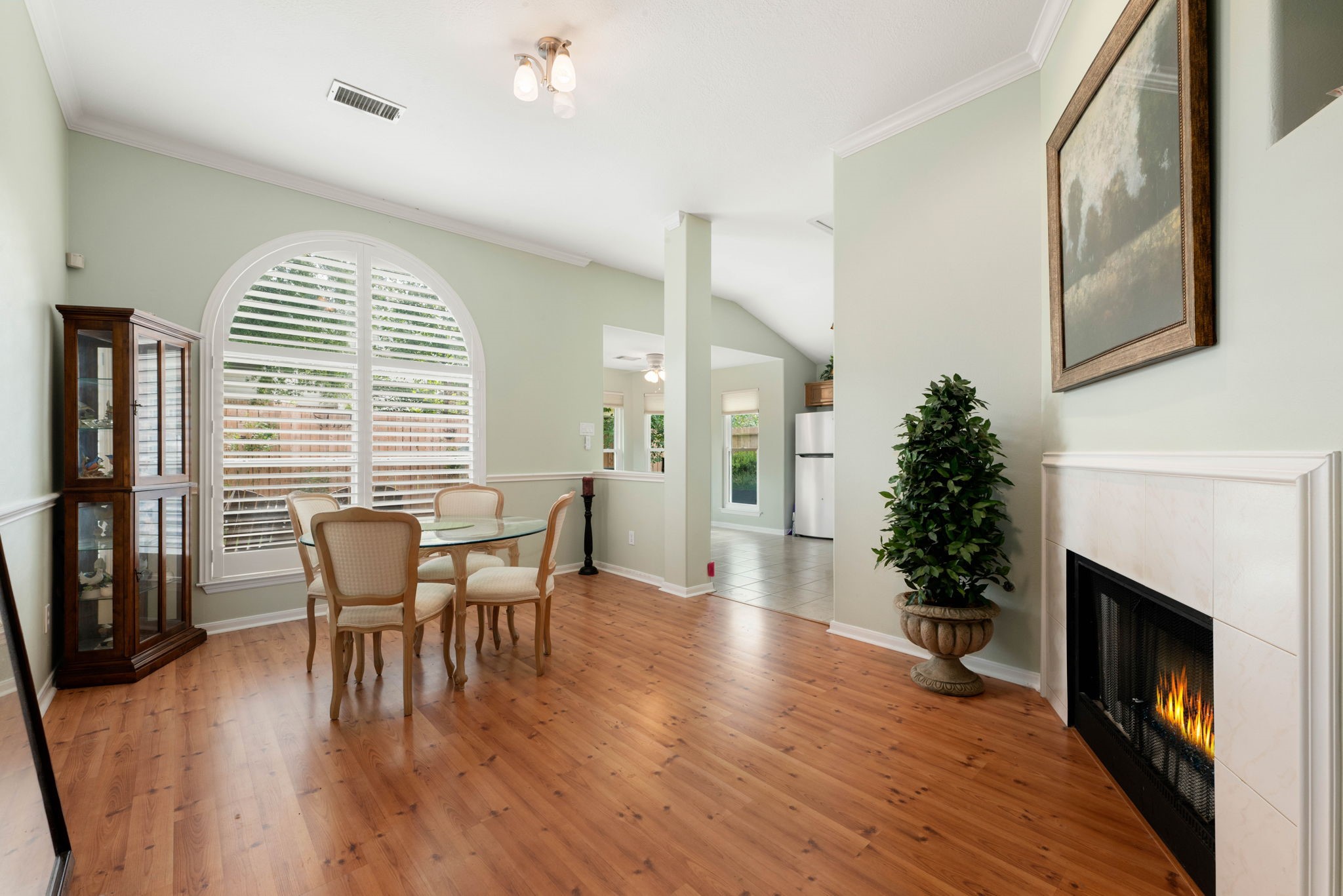 20711 Redbud Trail Property Photo 9