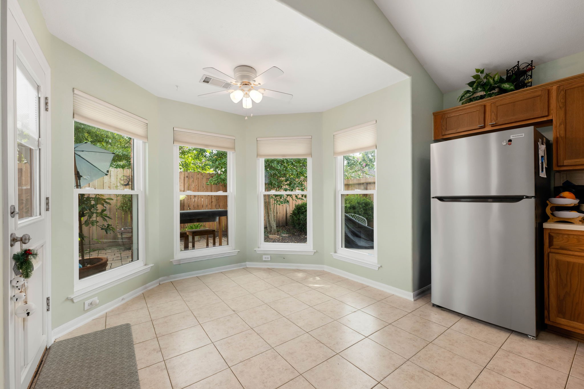 20711 Redbud Trail Property Photo 14