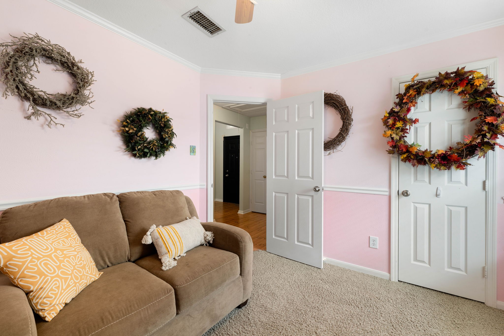 20711 Redbud Trail Property Photo 23
